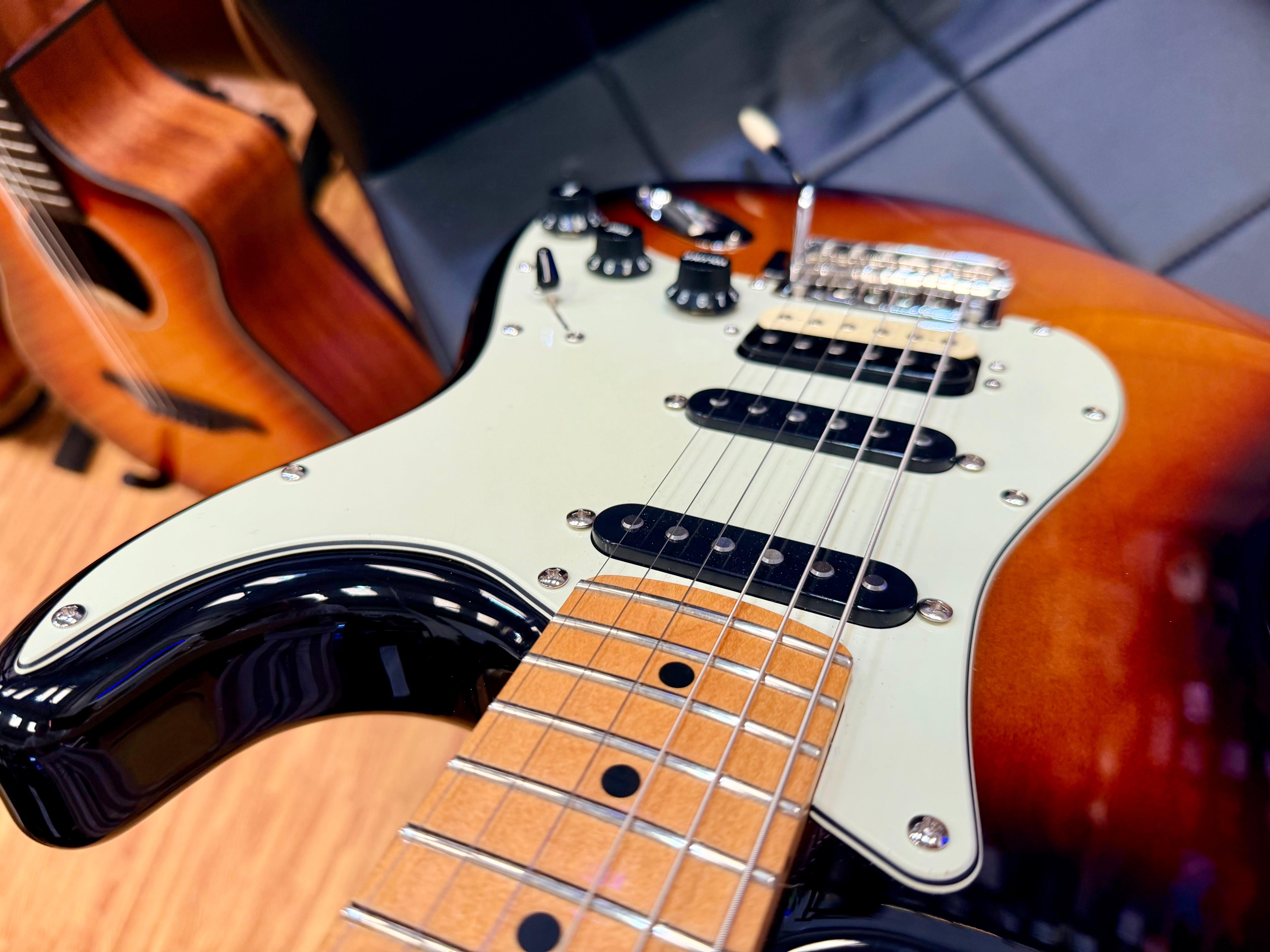 ⚡️2021⚡️ Fender Player Stratocaster HSS~ Shawbucker/Tonerider/Lockers~ Sunburst!
