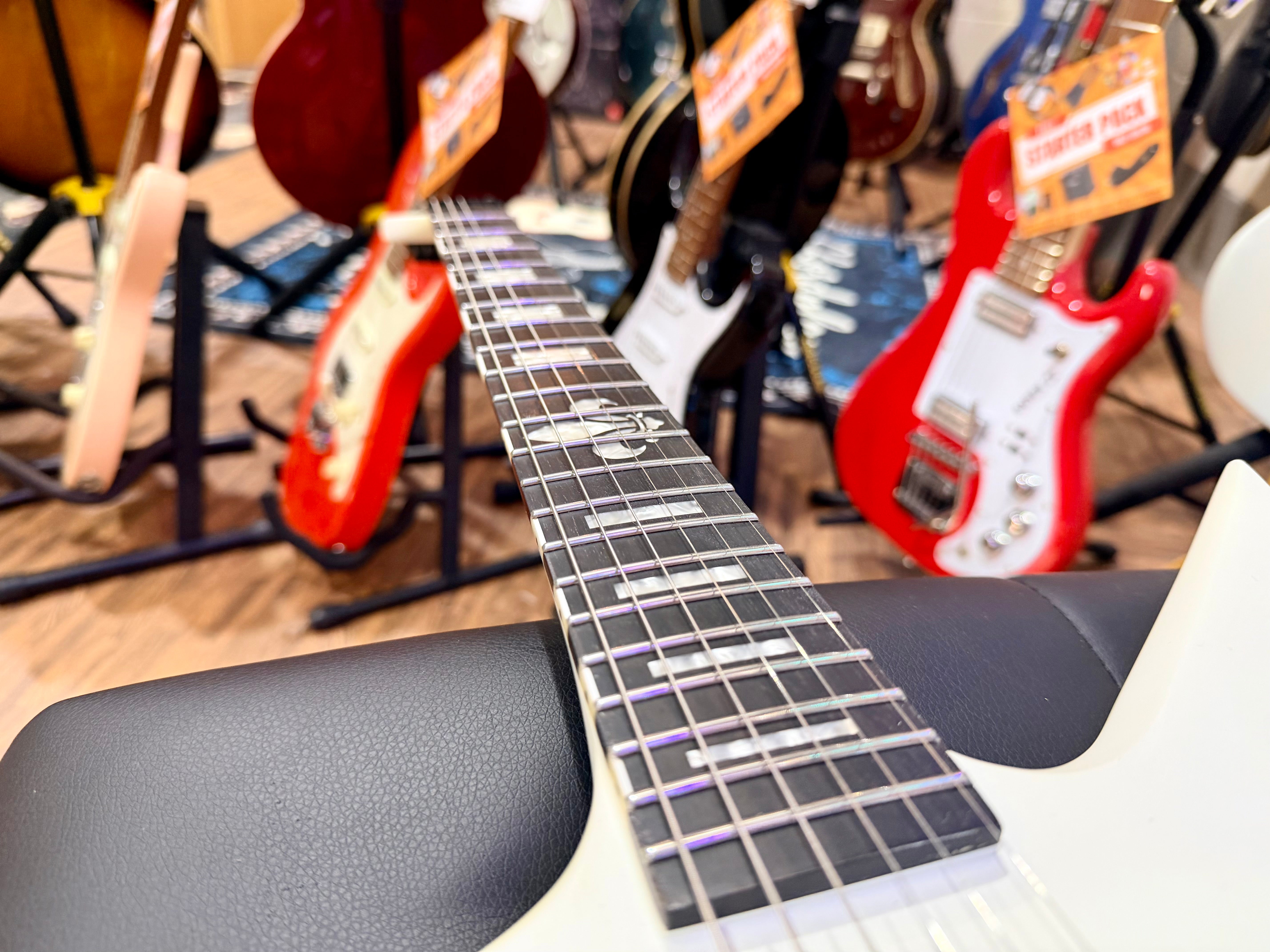 🔥2022🔥 Solar E1.6KW Kirk Windstein Signature~ Explorer Matte White~EMG~Gig Bag