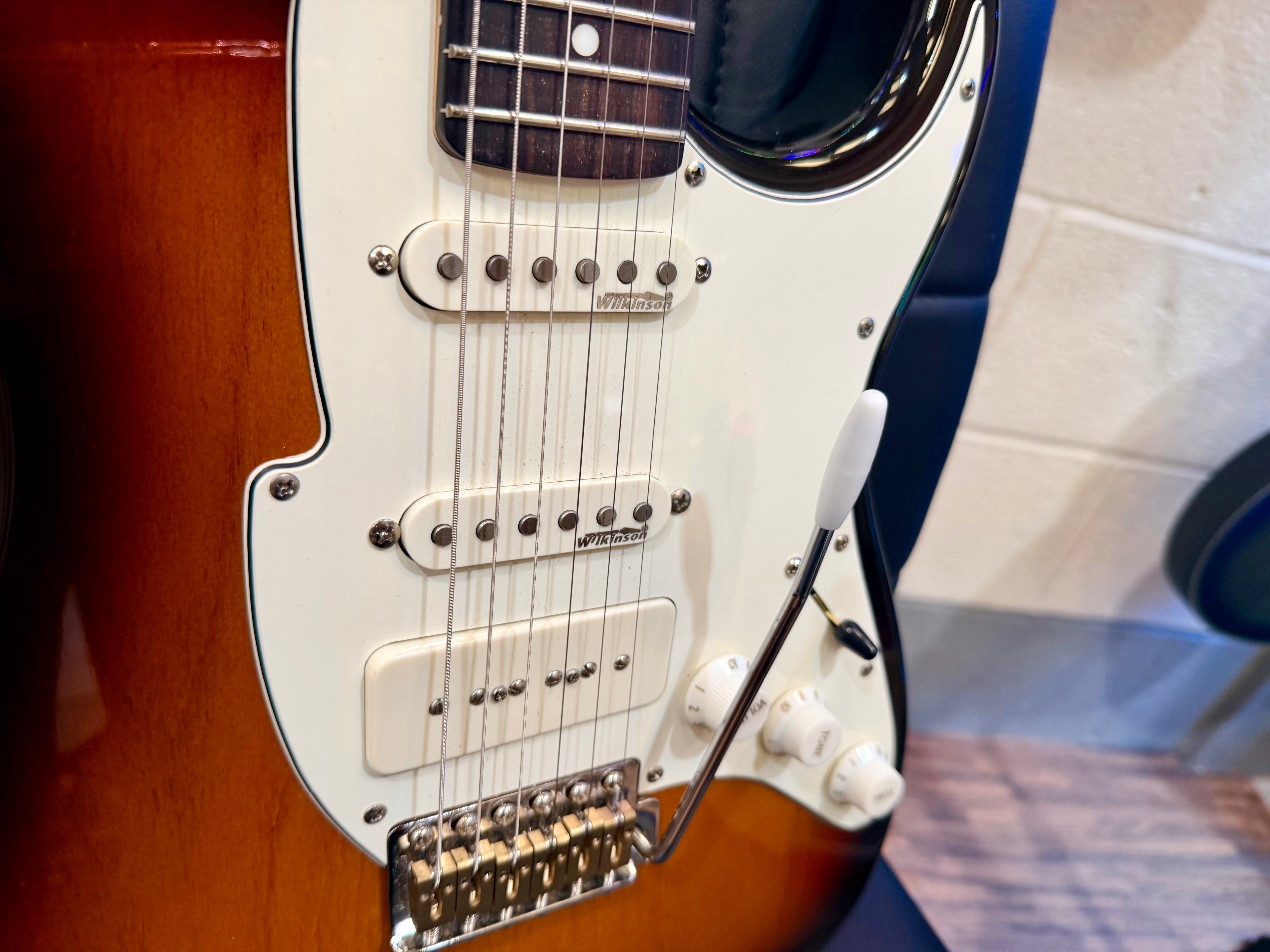 🔥UPGRADED🔥 Fret King Corona SP P90~ Black Label Classic Sunburst~ 2019 Model!