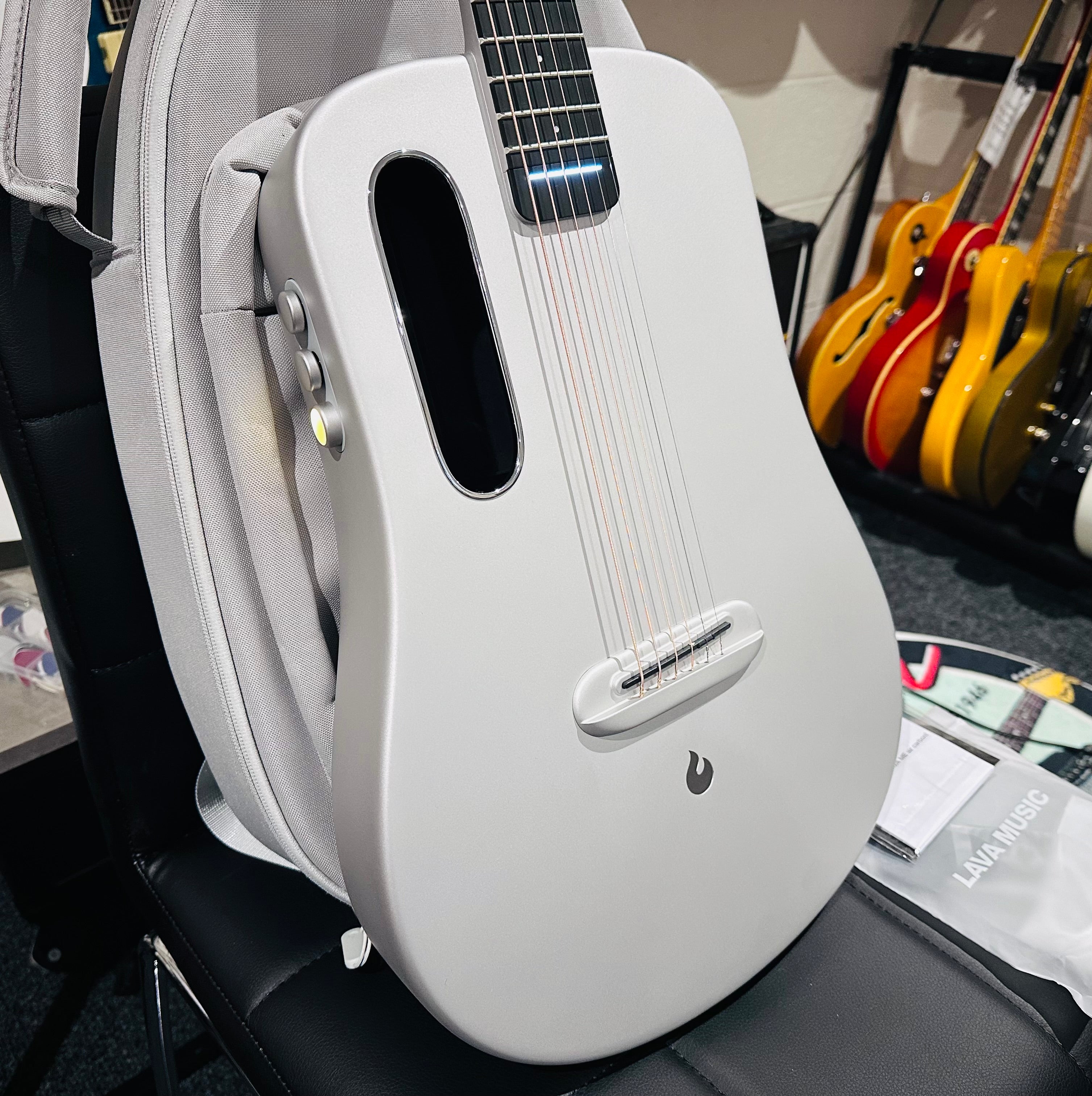🌟NEW🌟 LAVA ME AIR CARBON FIBRE 36” Electro-Acousic Smart Guitar~ Silver + Bag!