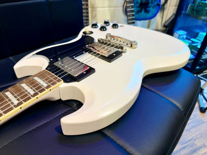 🌟2022🌟 Epiphone 1961 Les Paul SG Standard~ Aged Classic White~ ‘61 + Hard Case