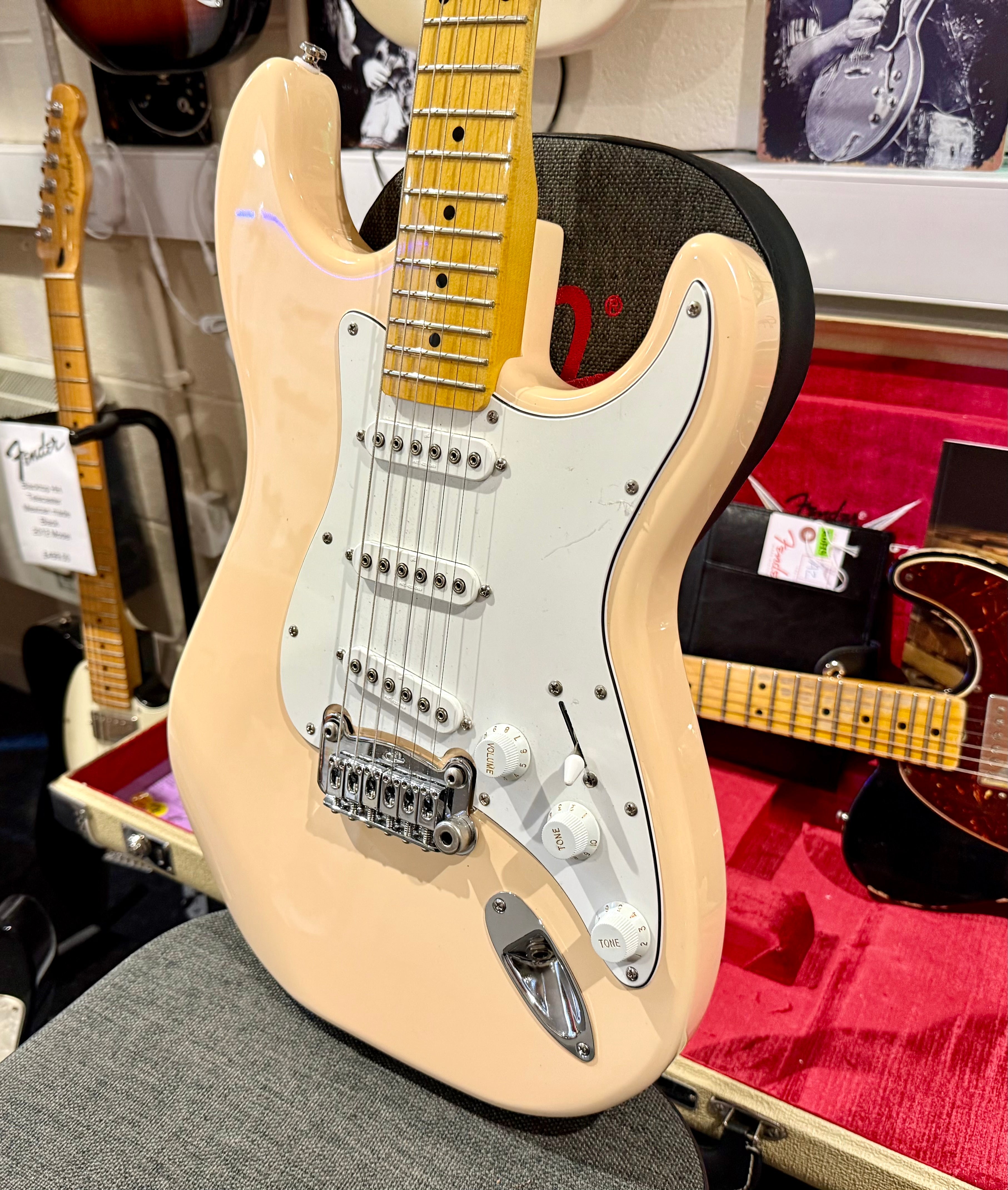 🔥EX-DEMO🔥 G&L Tribute S-500 Strat Style Electric Guitar~ Vintage White!