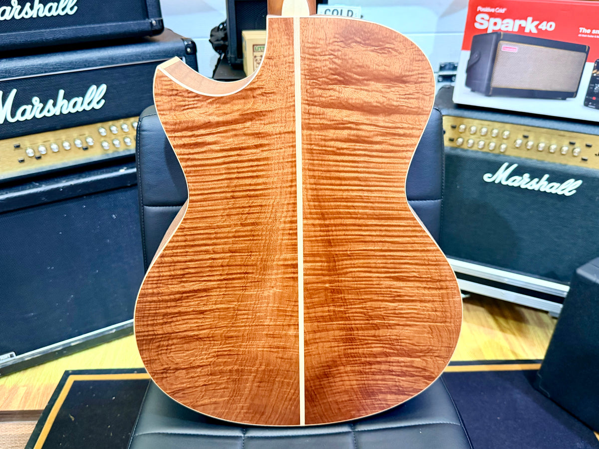 ✨NEW✨ Baton Rouge X6C/AC-AF Andrew Foy Signature Acoustic Guitar