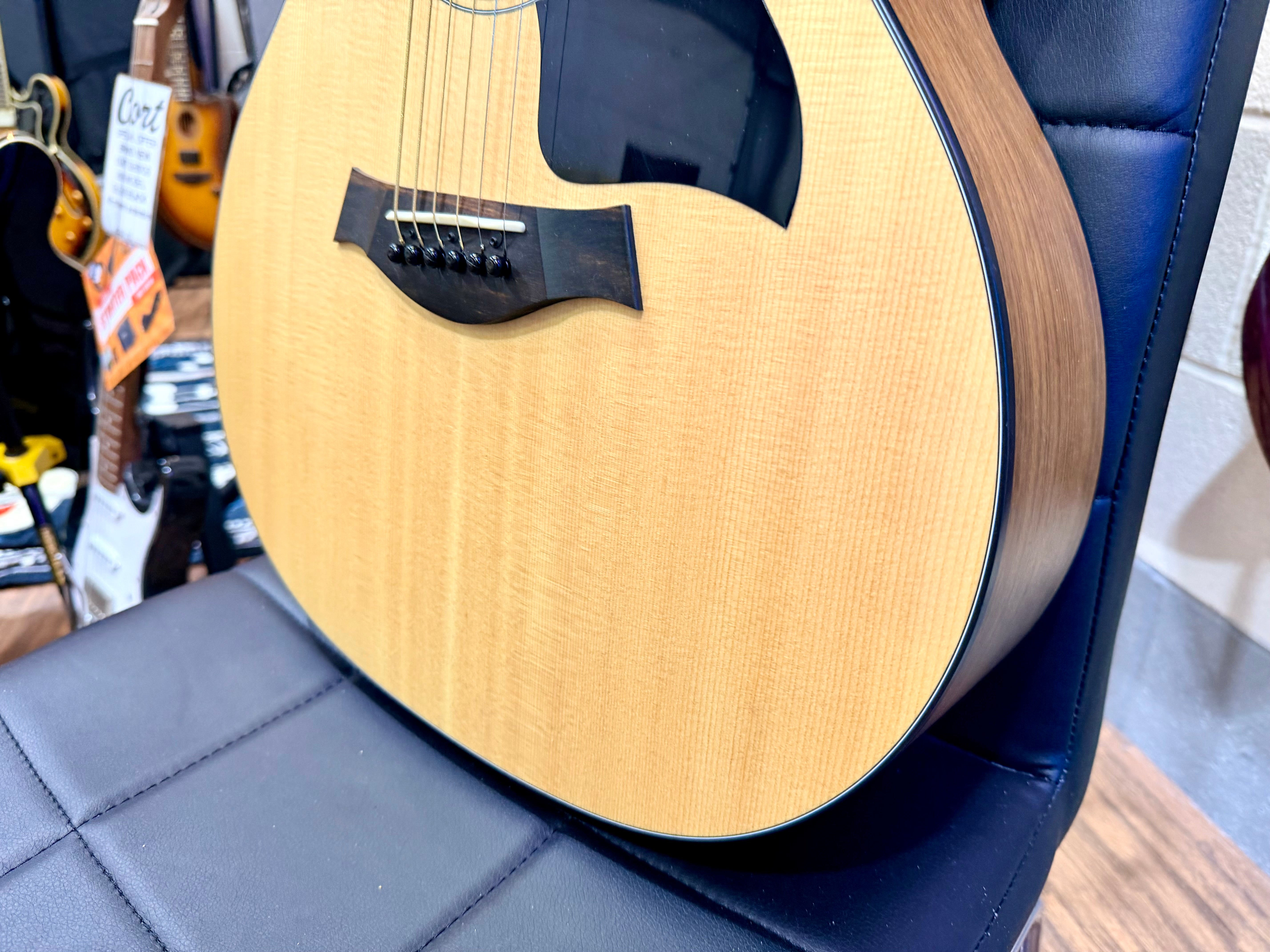 🌟MINT🌟 Taylor 114ce Grand Auditorium Electro Acoustic Guitar~ Natural~ Gig Bag!