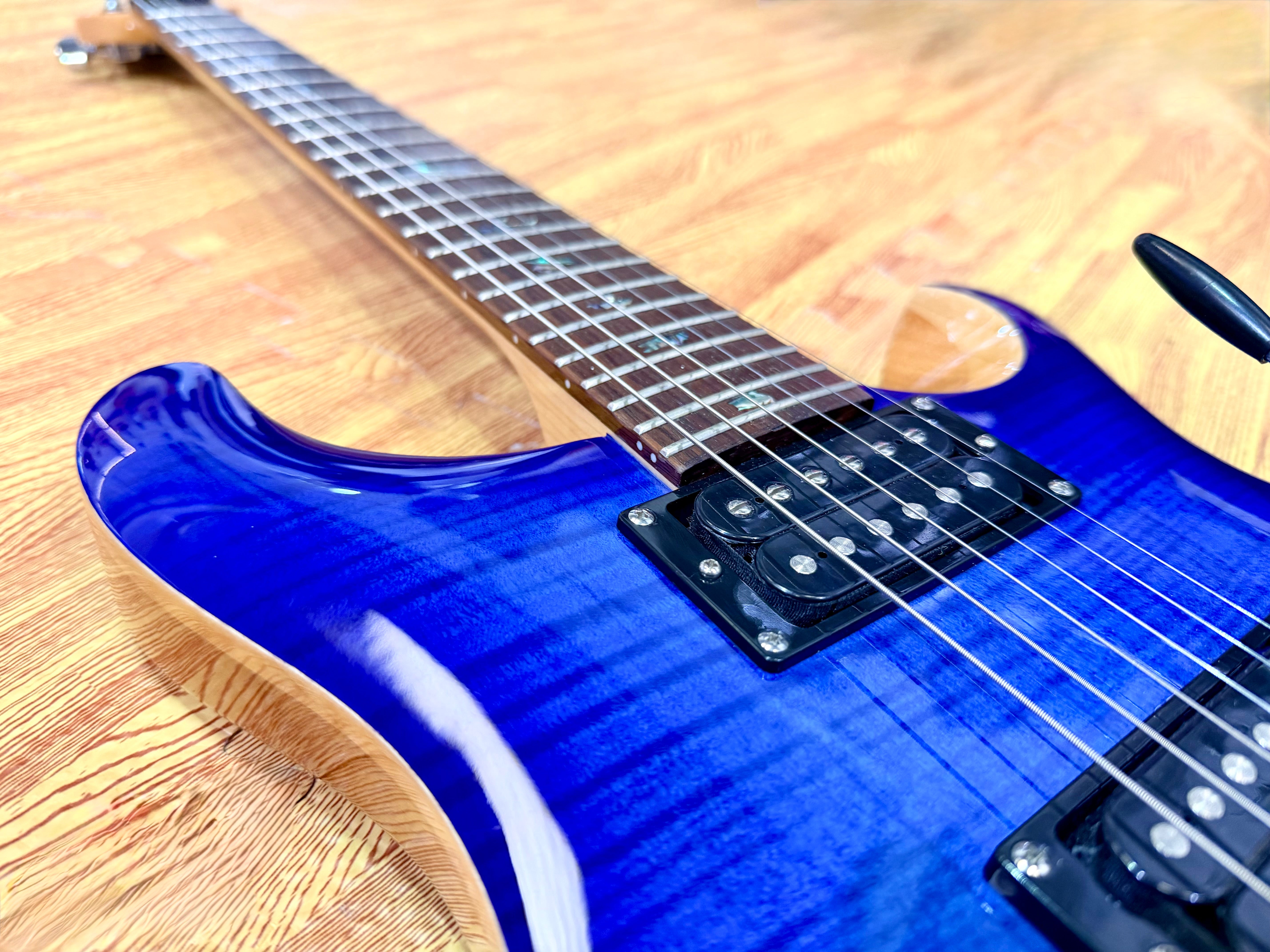 ✨ PRS 35th Anniversary SE Custom 24-08 Electric Guitar in Faded Blue Burst ✨