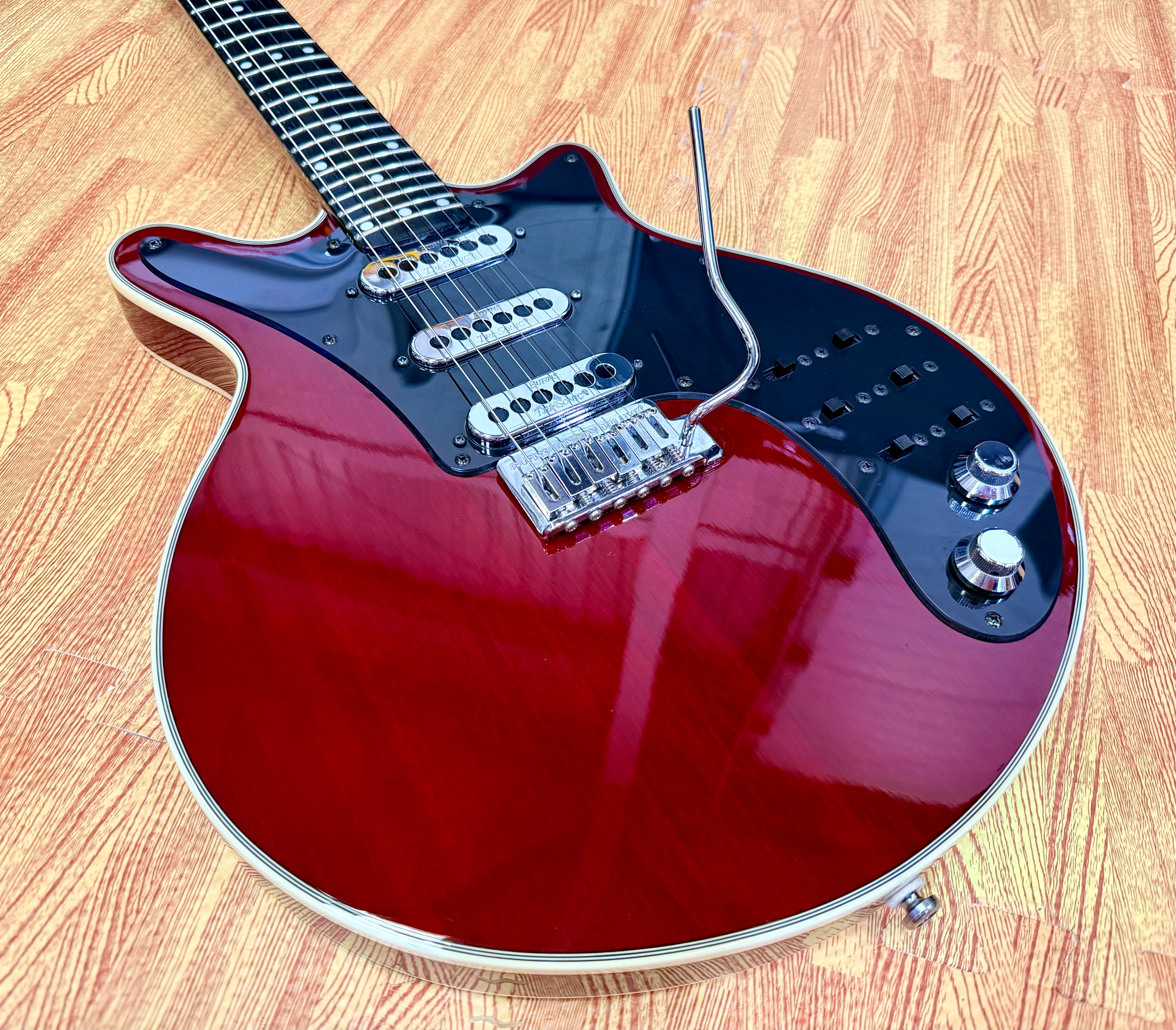 ⚡️2003⚡️ Burns London Brian May Signature Red Special~ Cherry Red Korean Made!