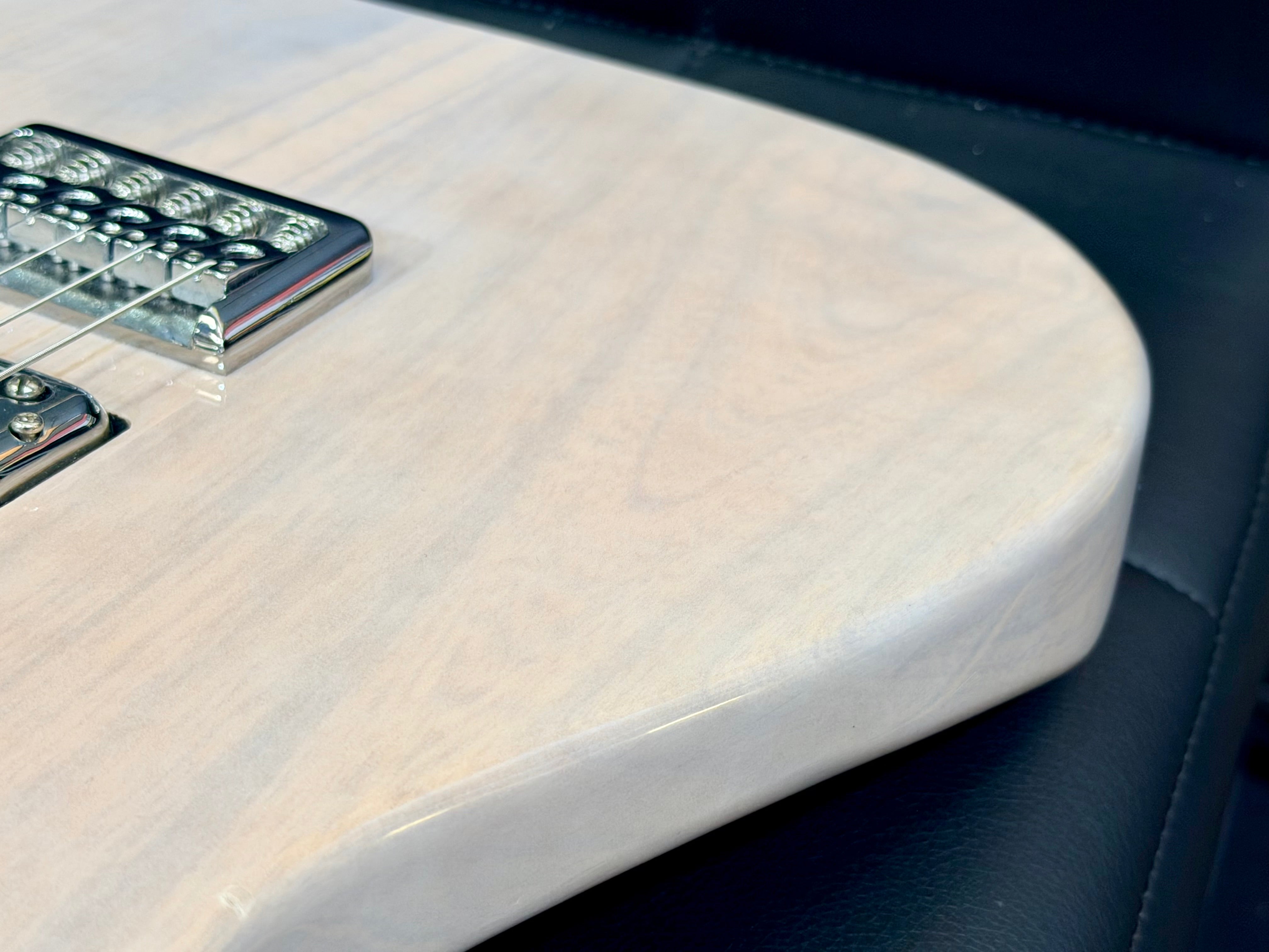 ✨ Harley Benton TE-90FLT VW Deluxe Series Vintage White~ Tele ‘Cabronita’ ✨
