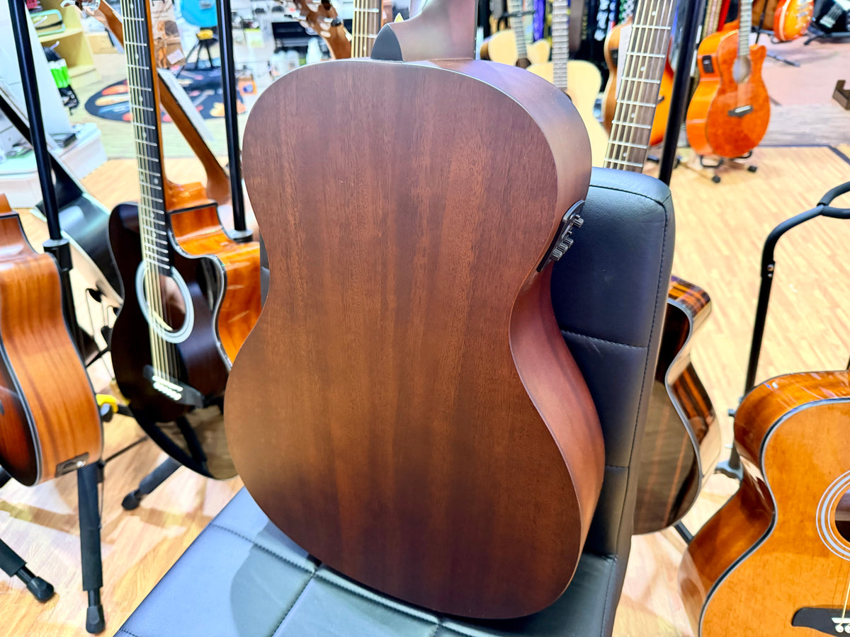 Tanglewood TE8EBL Elemental Parlour Electro Acoustic~ Natural Satin~ Solid Top