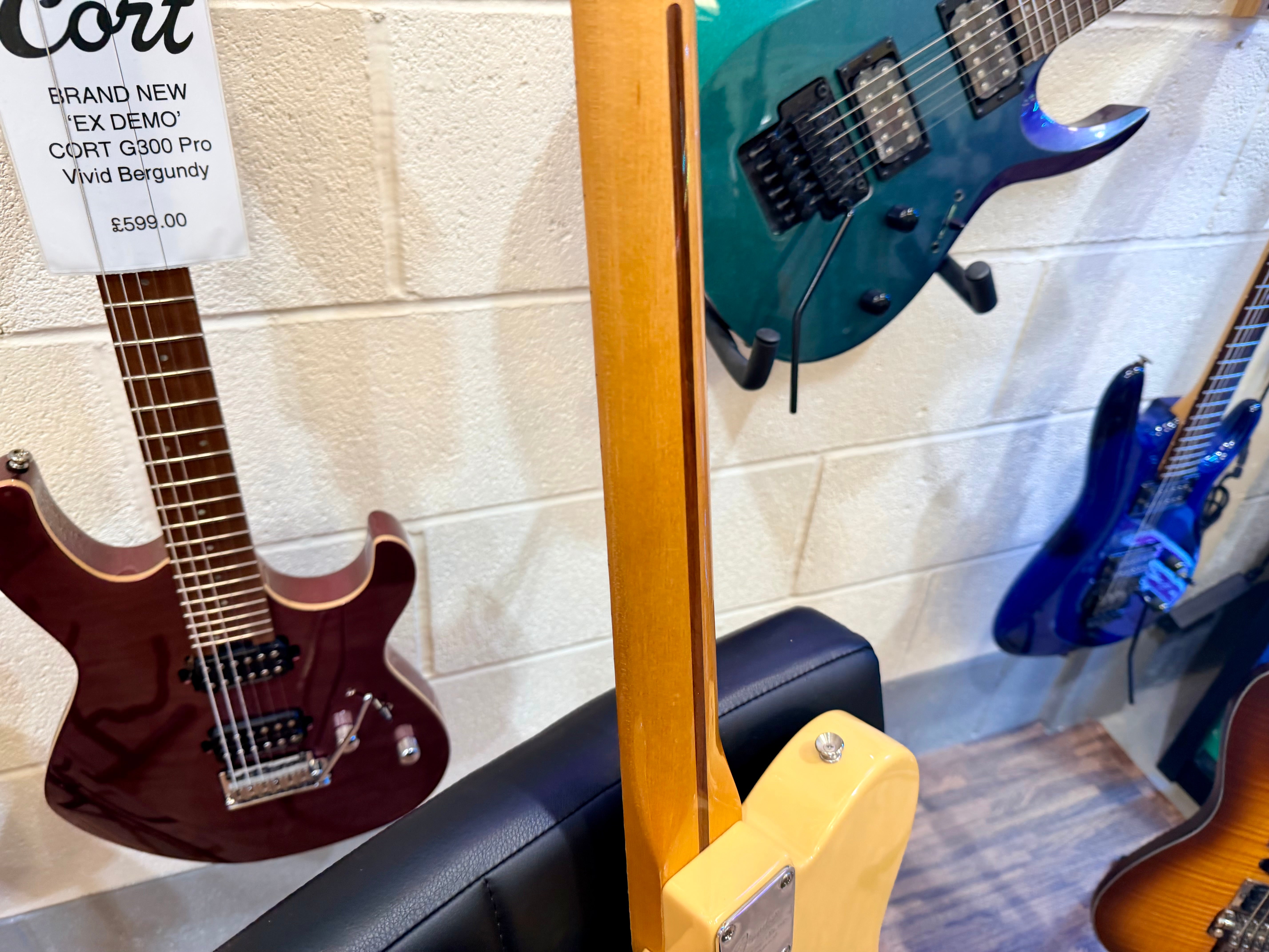 🌟MINT🌟 Fender Classic Player Baja Telecaster~ 2008 Model~ Butterscotch Blonde!