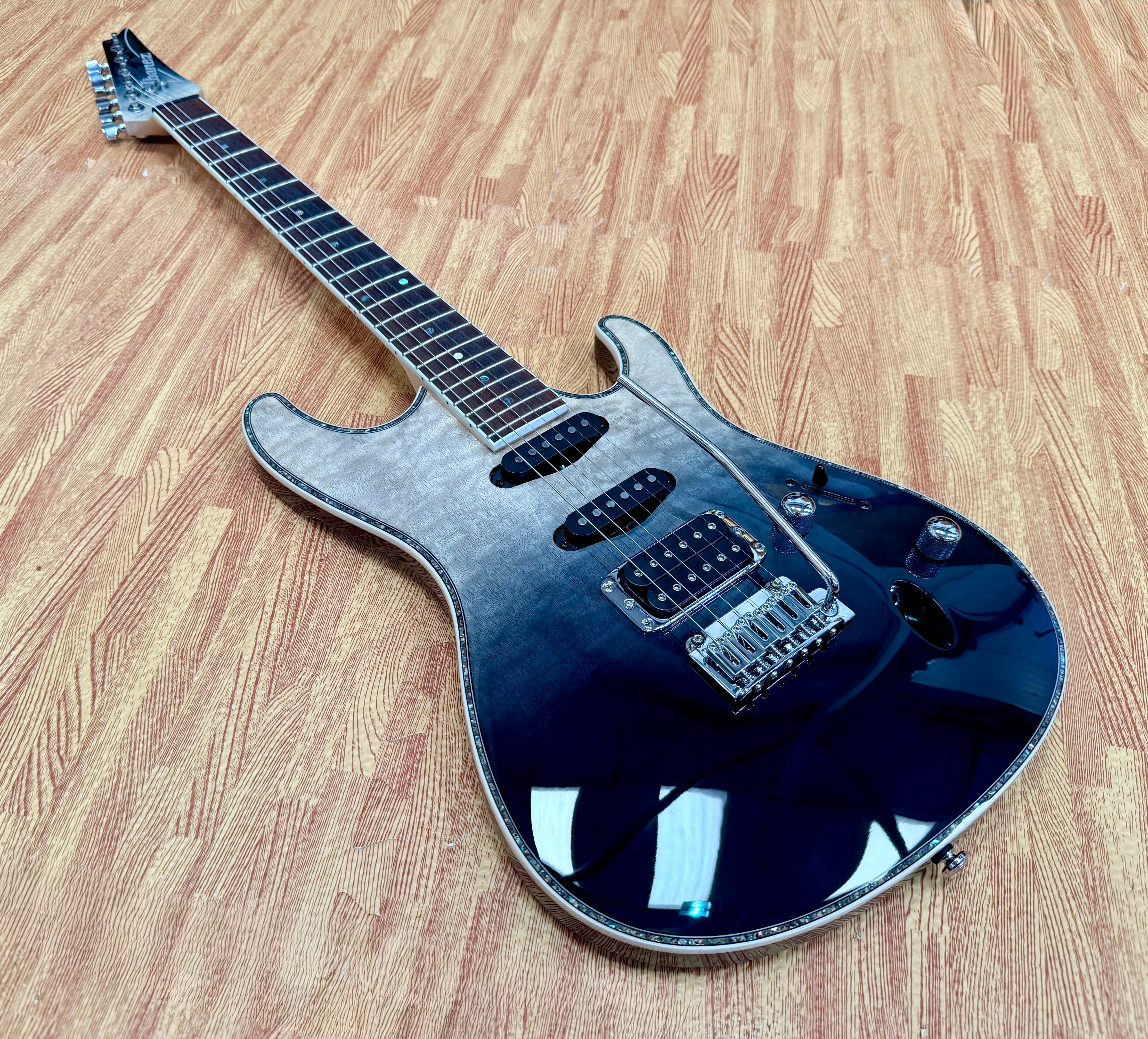 🔥2024🔥 Ibanez SA360NQM Black Mirage Gradation HSS Electric Guitar~ MINT!