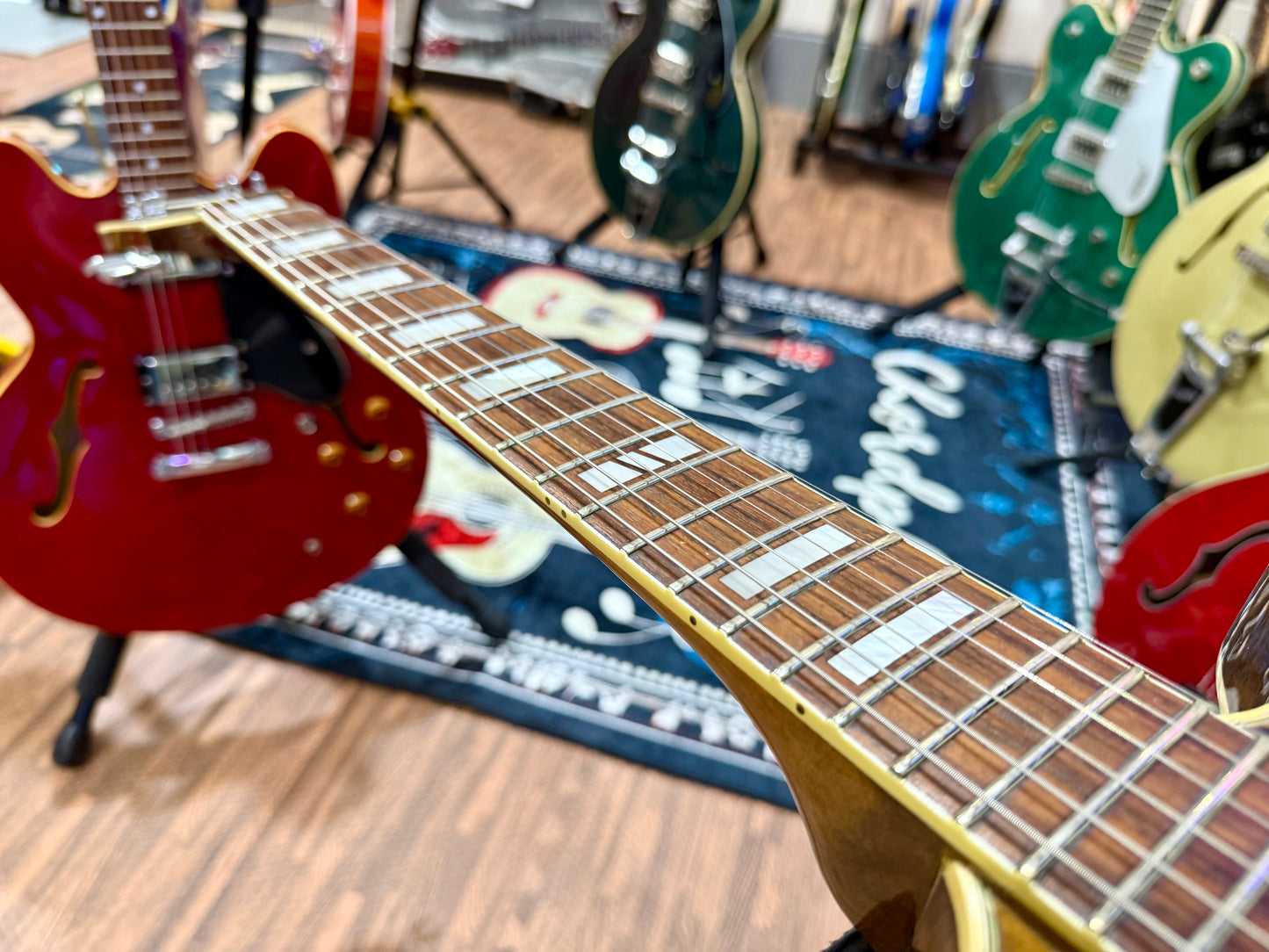 🌟 VINTAGE 1980🌟 Hofner T4ST Hollow-Body Electric Guitar~ West Germany~ Walnut!