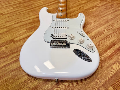 ✨2021✨ Fender Player Stratocaster HSS~ Polar White~ Maple Neck~ Mexican Strat!
