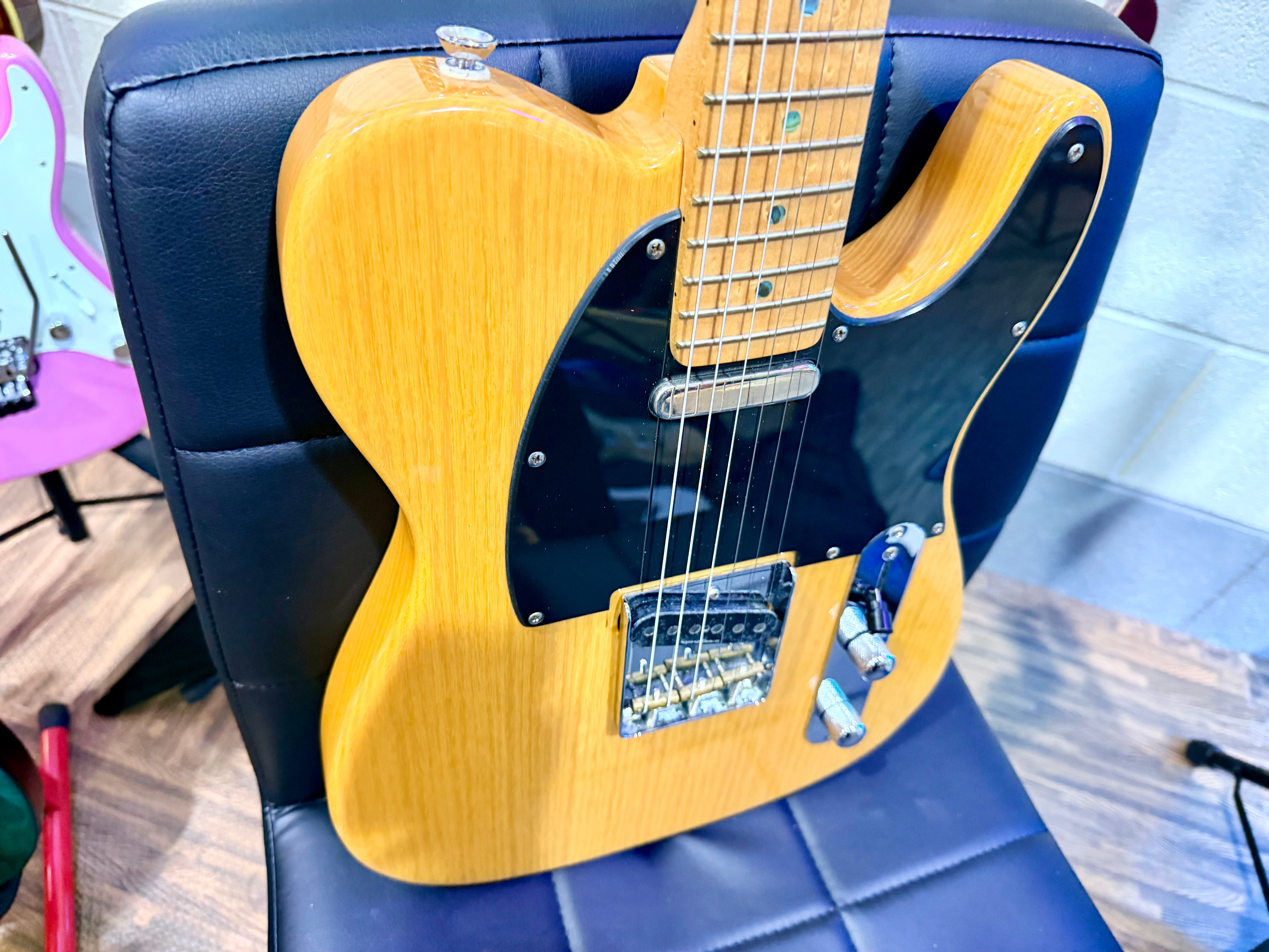 ✨ 2006 KOREA ✨Fender Special Edition Lite Ash Telecaster~ Natural~ B/Eye Maple