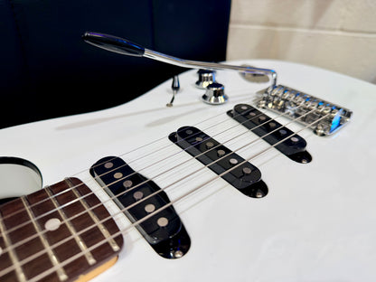 🔥MINT🔥 Fender Aerodyne Special Stratocaster~ Bright White~ 2022 Made In Japan!