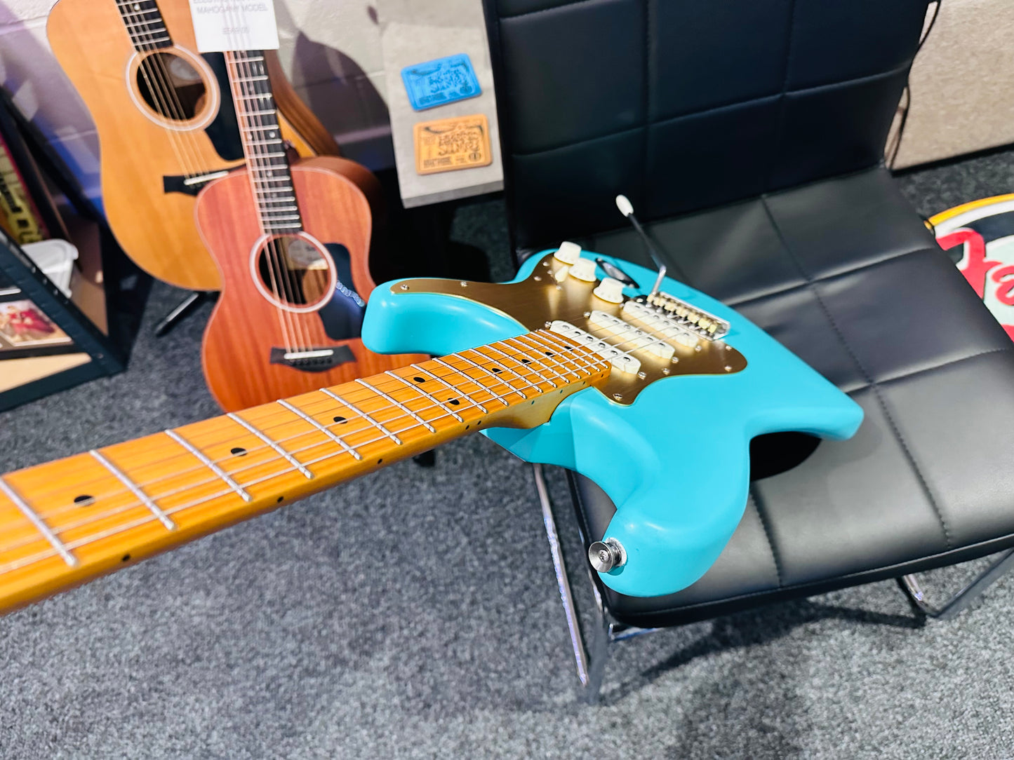 🌟 Fender Squier 40th Anniversary Stratocaster Vintage Edition Seafoam Green 🌟