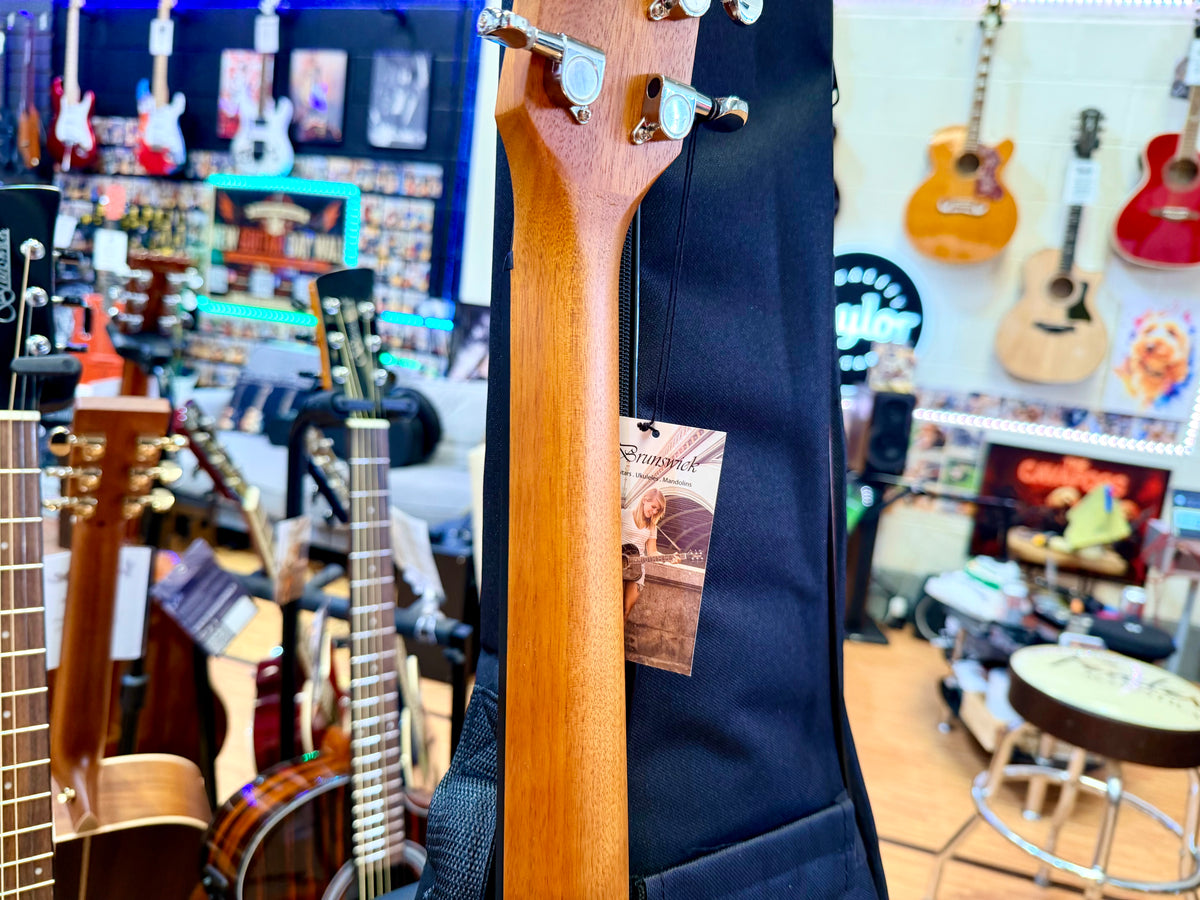✨NEW✨ Brunswick BT200 3/4 Travel Acoustic Guitar In Natural With Gig Bag!