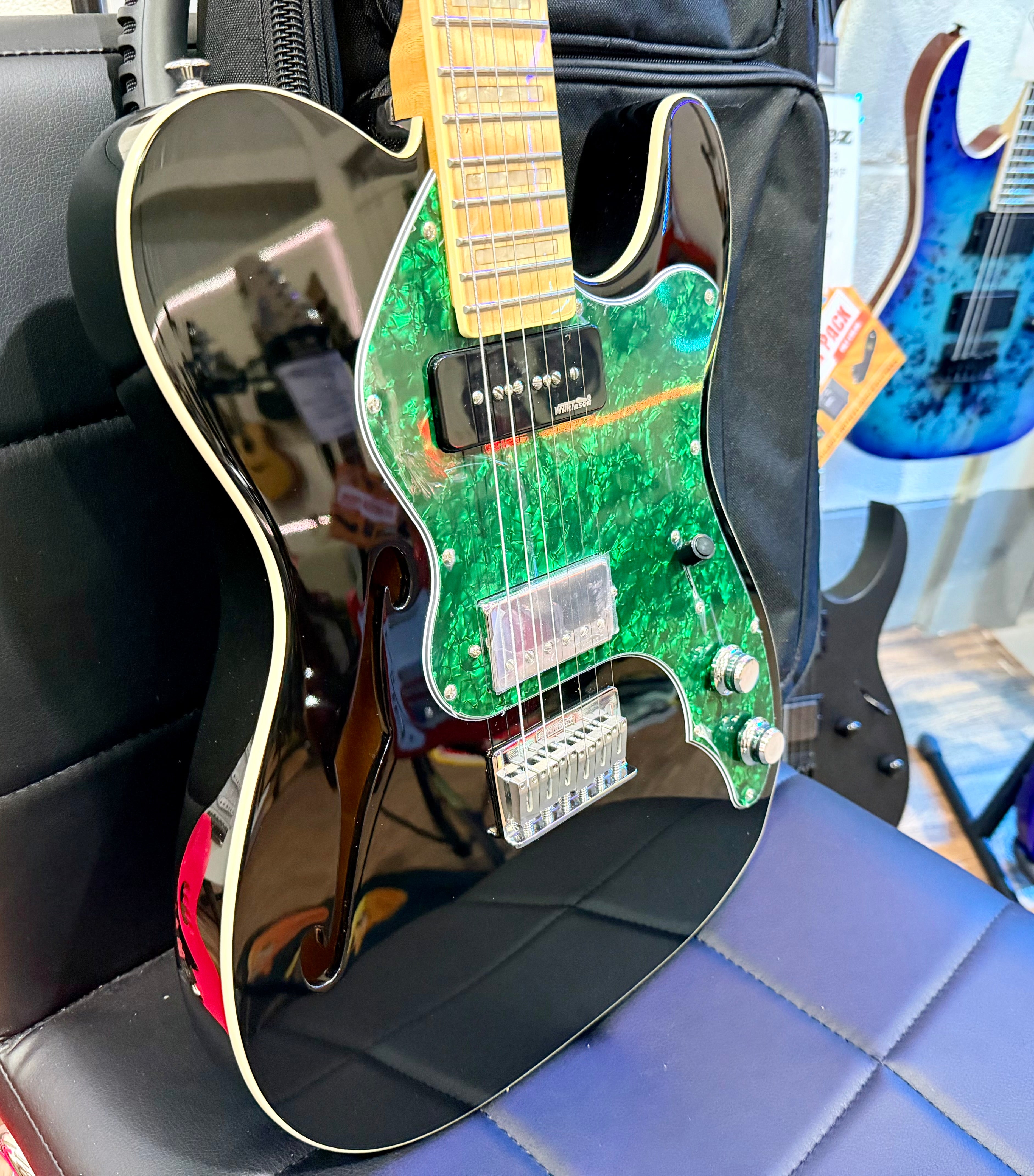 🔥2025 LIMITED🔥 Vintage 30th Anniversary V72 ReIssued~ Thinline~ Black + Bag