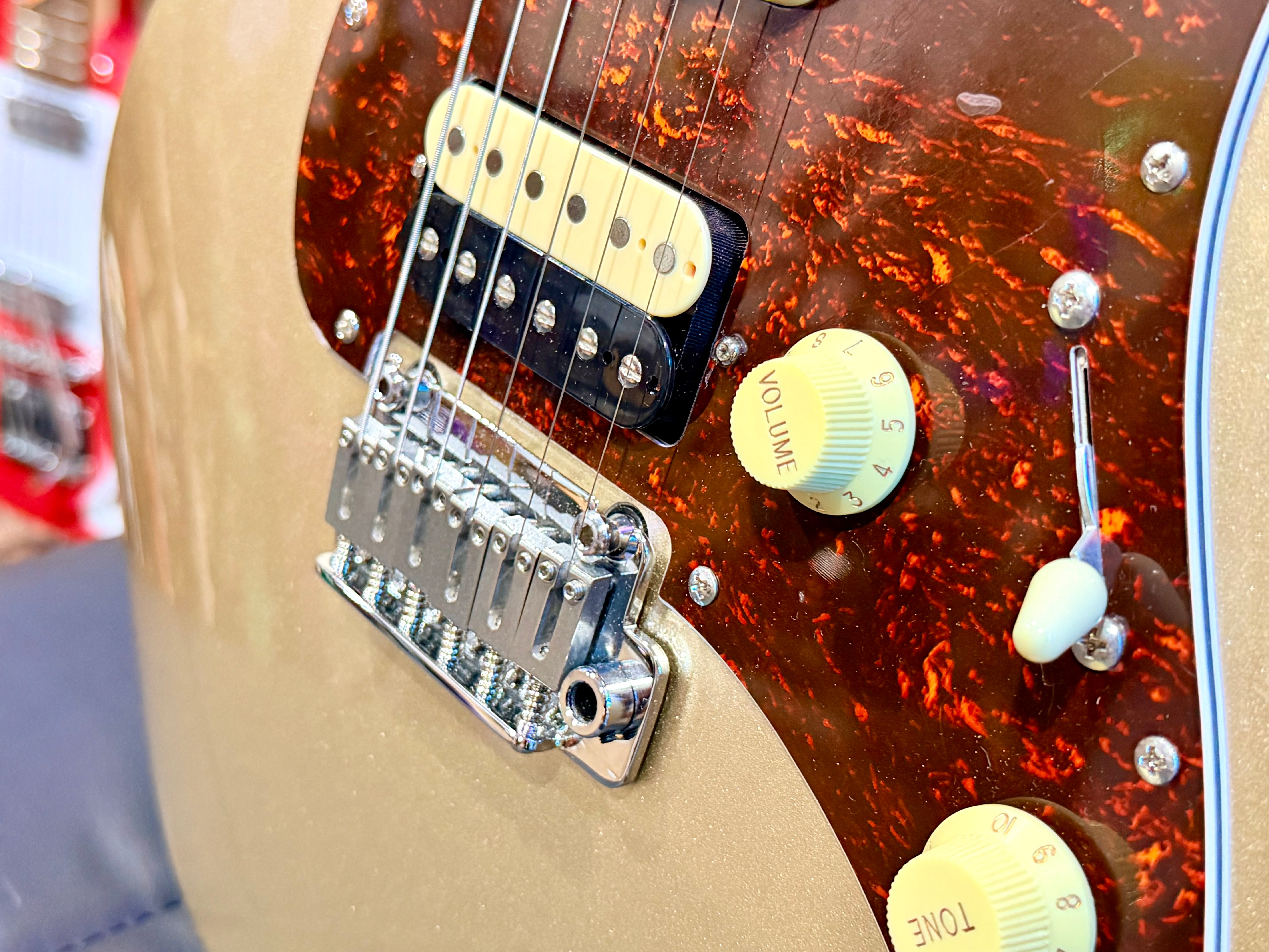 🌟EX-DEMO🌟 Sire Larry Carlton S7 Electric Guitar~ Champagne Gold~ 2025!