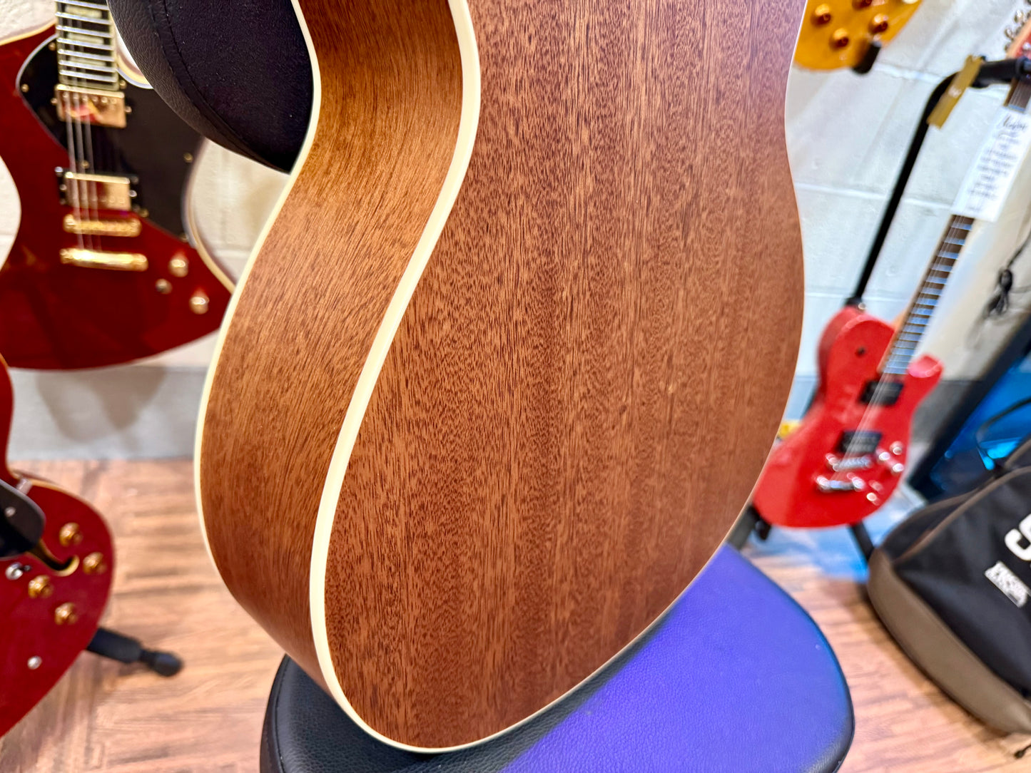 🦅 MINT 2020 🦅 PRS SE P20E Tonare Parlor~Electro Acoustic~ Satin Mahogany + Bag