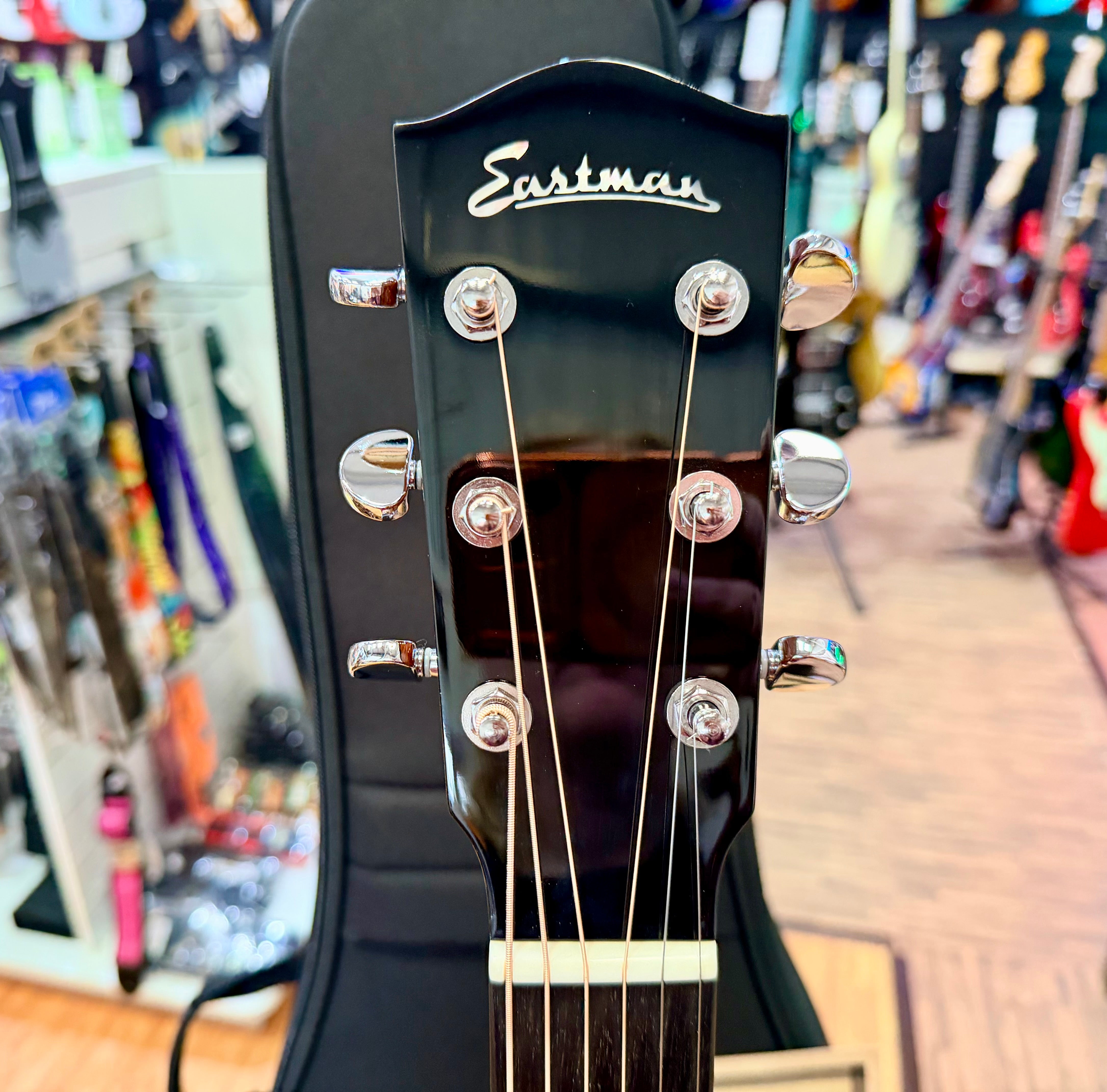 ✨MINT✨ 2024 Eastman AC122-1CE DLX Deluxe Electro Acoustic Guitar~ Natural + Bag!