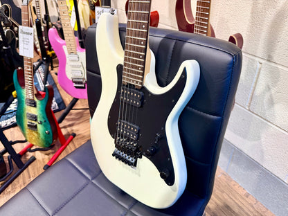 🔥2017🔥 Schecter Sun Valley Super Shredder FR~ Gloss White~ Floyd Rose!