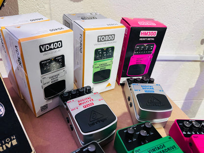 🎸 Behringer TO800 Vintage Tube Overdrive Guitar Effects Pedal~ BOXED 🎸