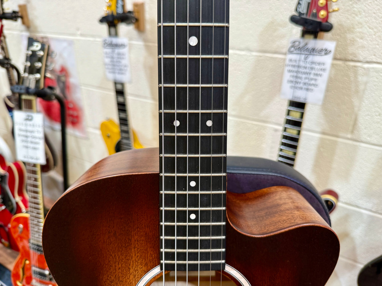 🪵 Martin StreetMaster 000C JR-10E Junior Electro Acoustic~ Dark Mahogany + Bag 🪵