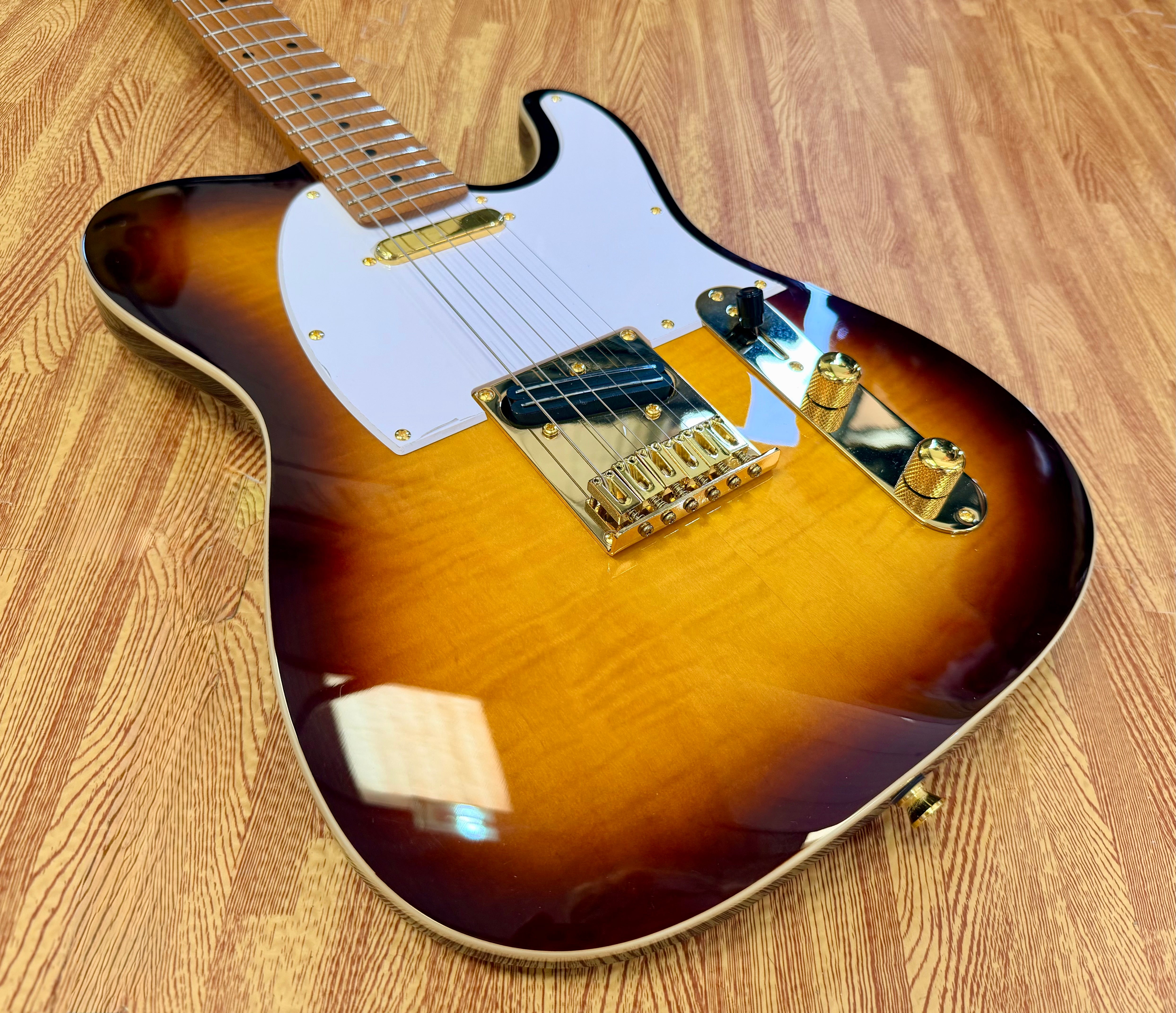 ⚡️NEW⚡️ JET JT-600 Tobacco Burst Electric Guitar~ Richie Kotzen~ Flamed Maple!