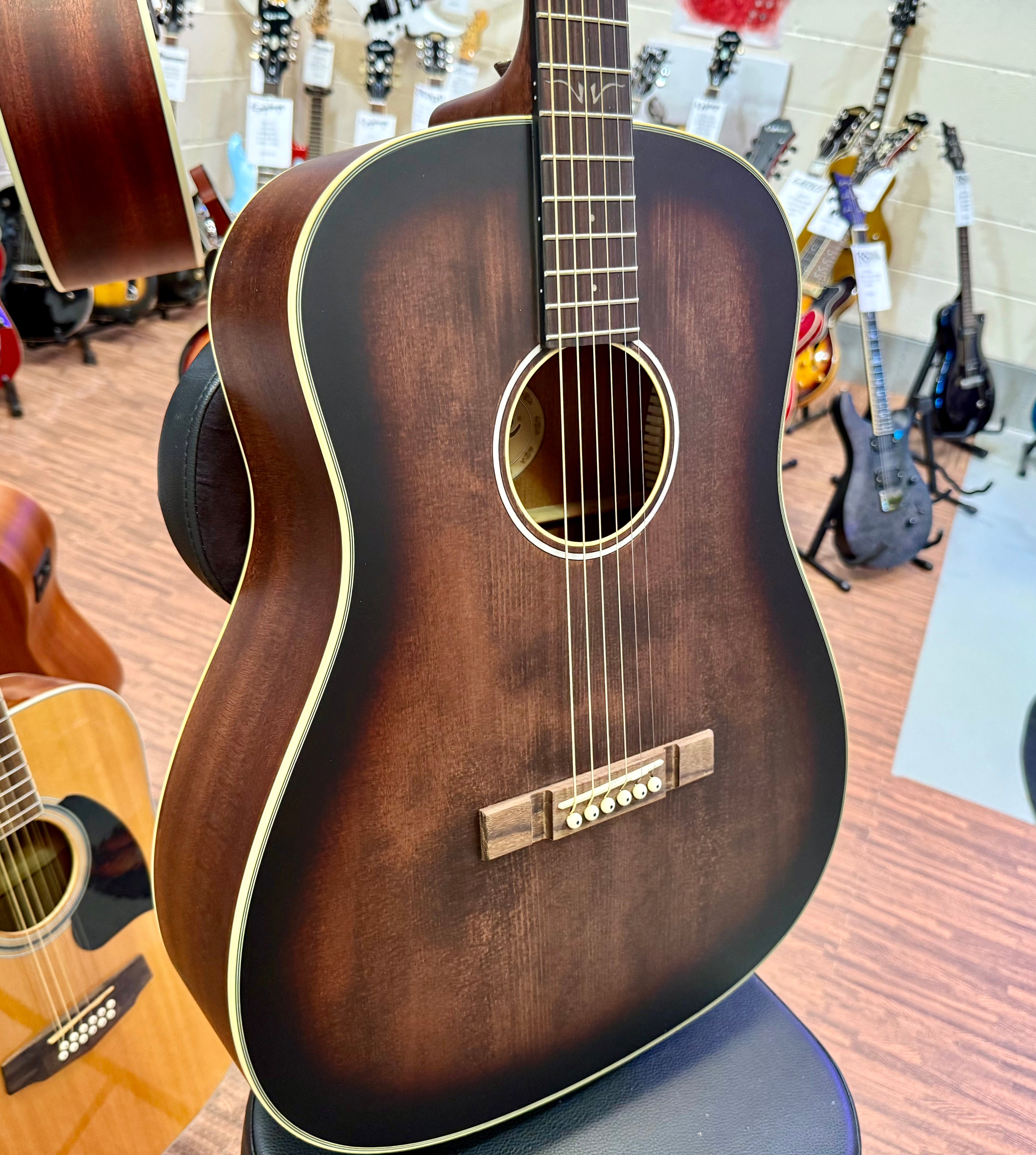🌟NEW 2025🌟 Vintage V660AQ Historic Series Drop Shoulder Acoustic~ Aged Finish!