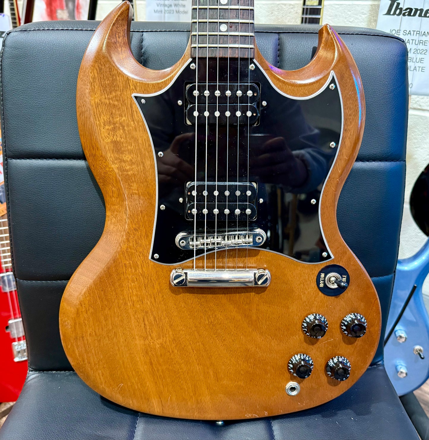 🌟2020🌟 Gibson SG Tribute~ Natural Walnut Finish~ Hiscox Hard Case~ USA Made!