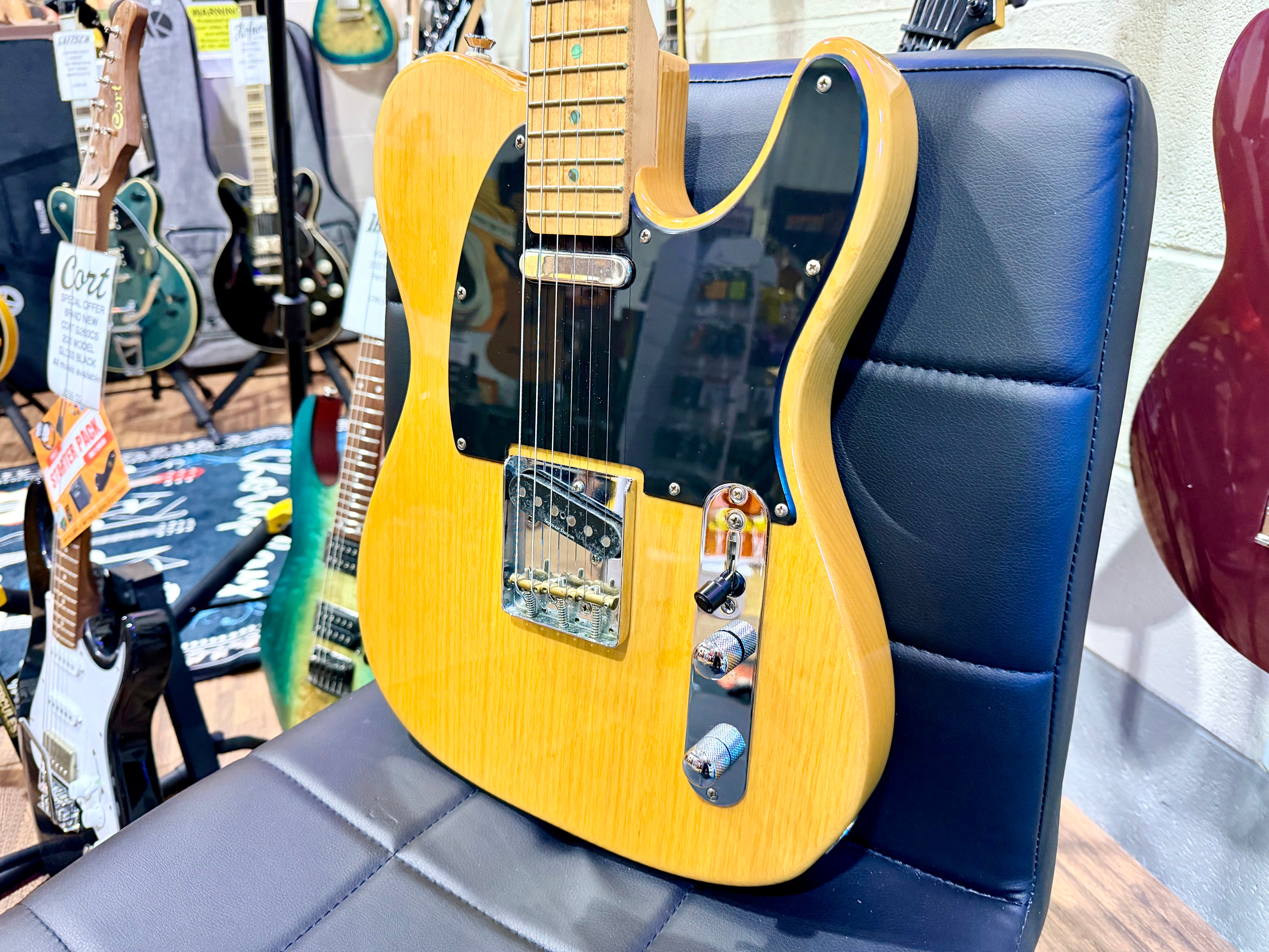 ✨ 2006 KOREA ✨Fender Special Edition Lite Ash Telecaster~ Natural~ B/Eye Maple