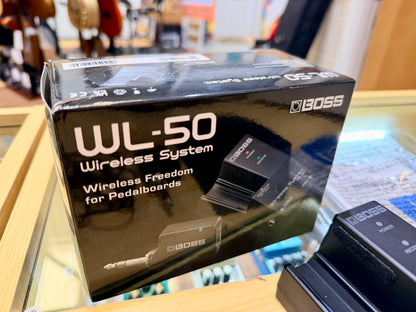 Boss WL-50 Pedalboard Wireless System Receiver + Transmitter for Guitar & Bass