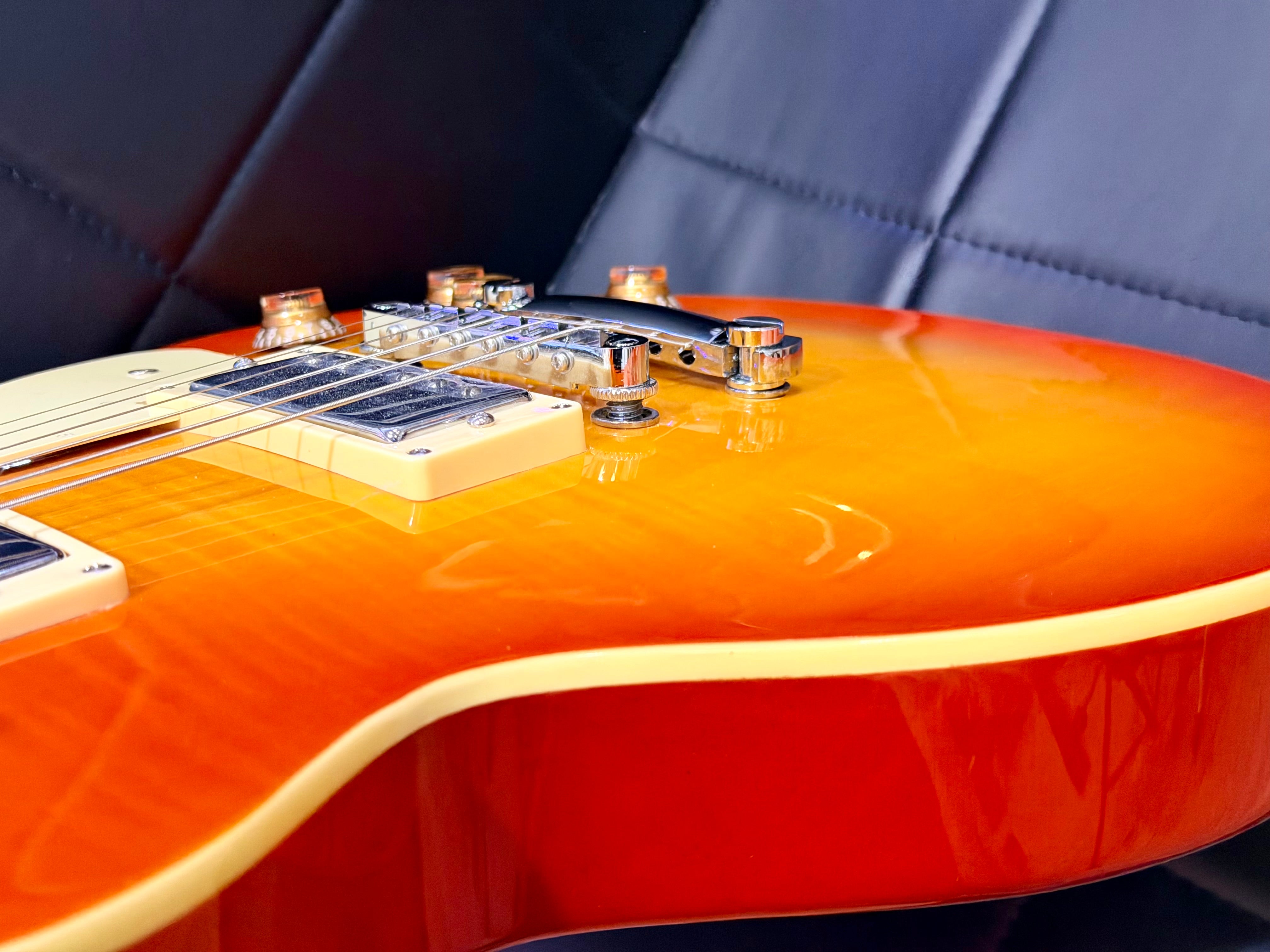 🍯B-STOCK🍯 Vintage V100 ReIssued Electric Guitar ~ Honeyburst Les Paul!