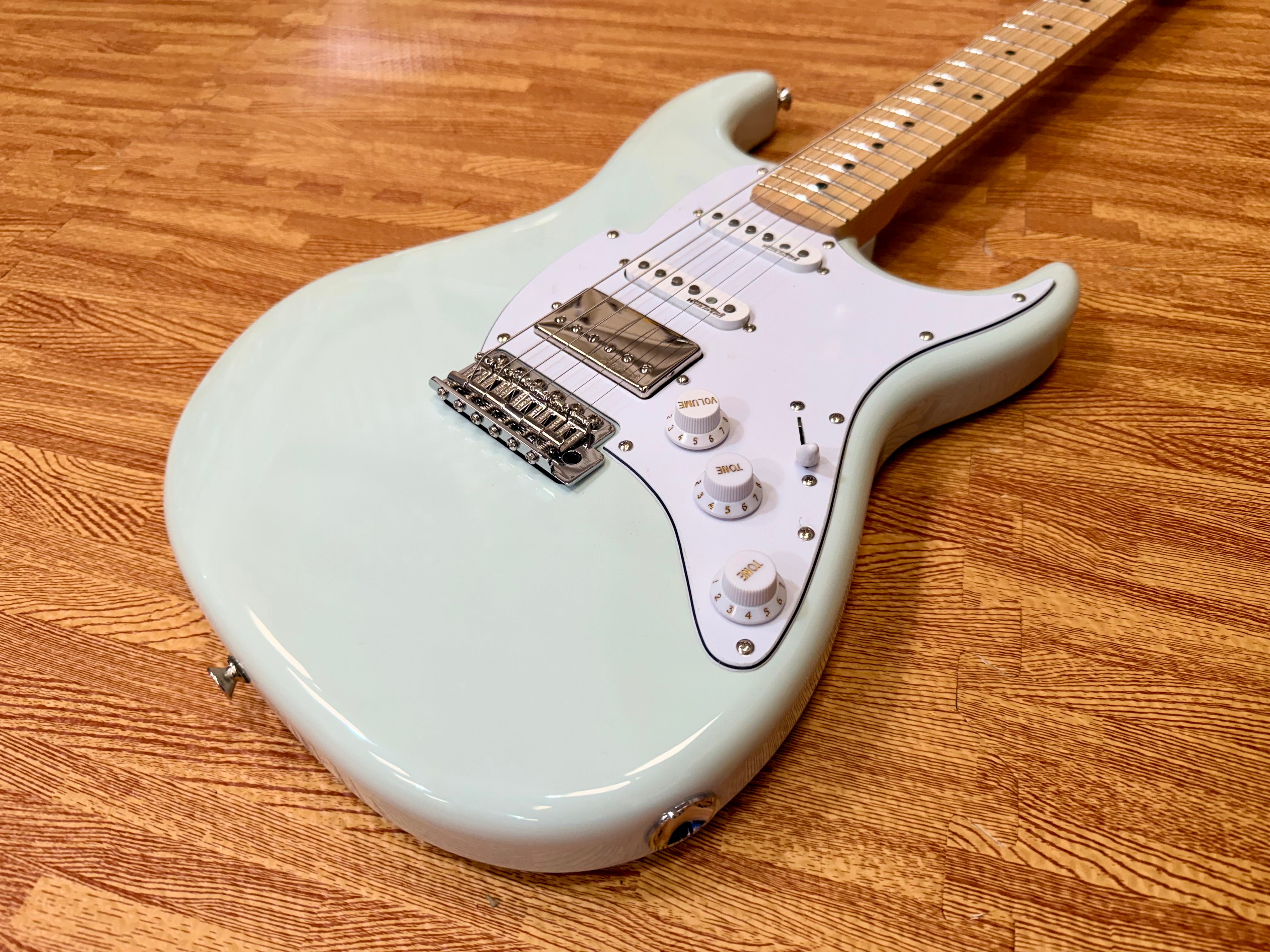 🔥 RARE Vintage Corona HSS Daphne Blue Wilkinson Guitar 🎸 Pre Fret-King Era NOS