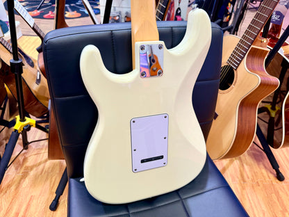 🌟2025🌟 Fender Standard Stratocaster Electric Guitar~ Olympic White~ Maple Neck