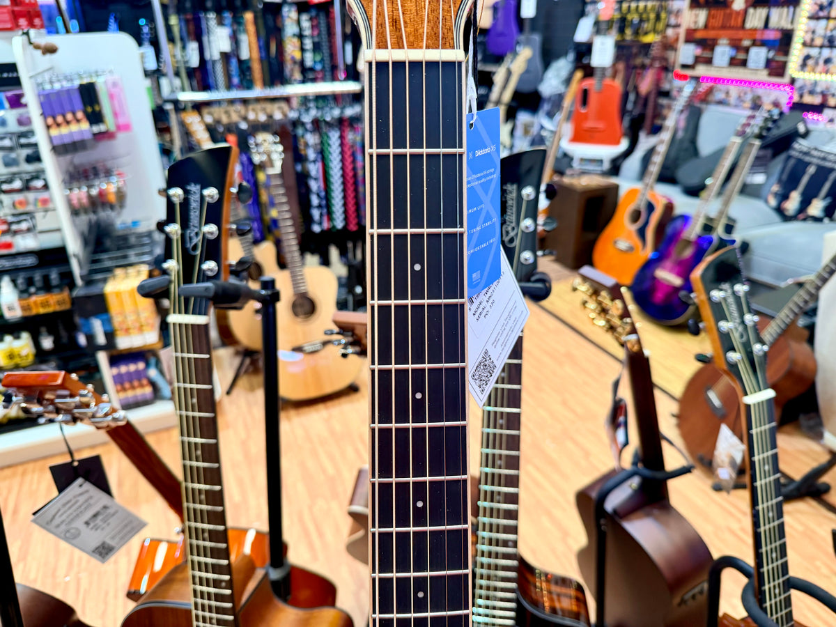 Tanglewood TW4CESB Winterleaf Super Folk Electro Acoustic Guitar~ Sunburst Gloss