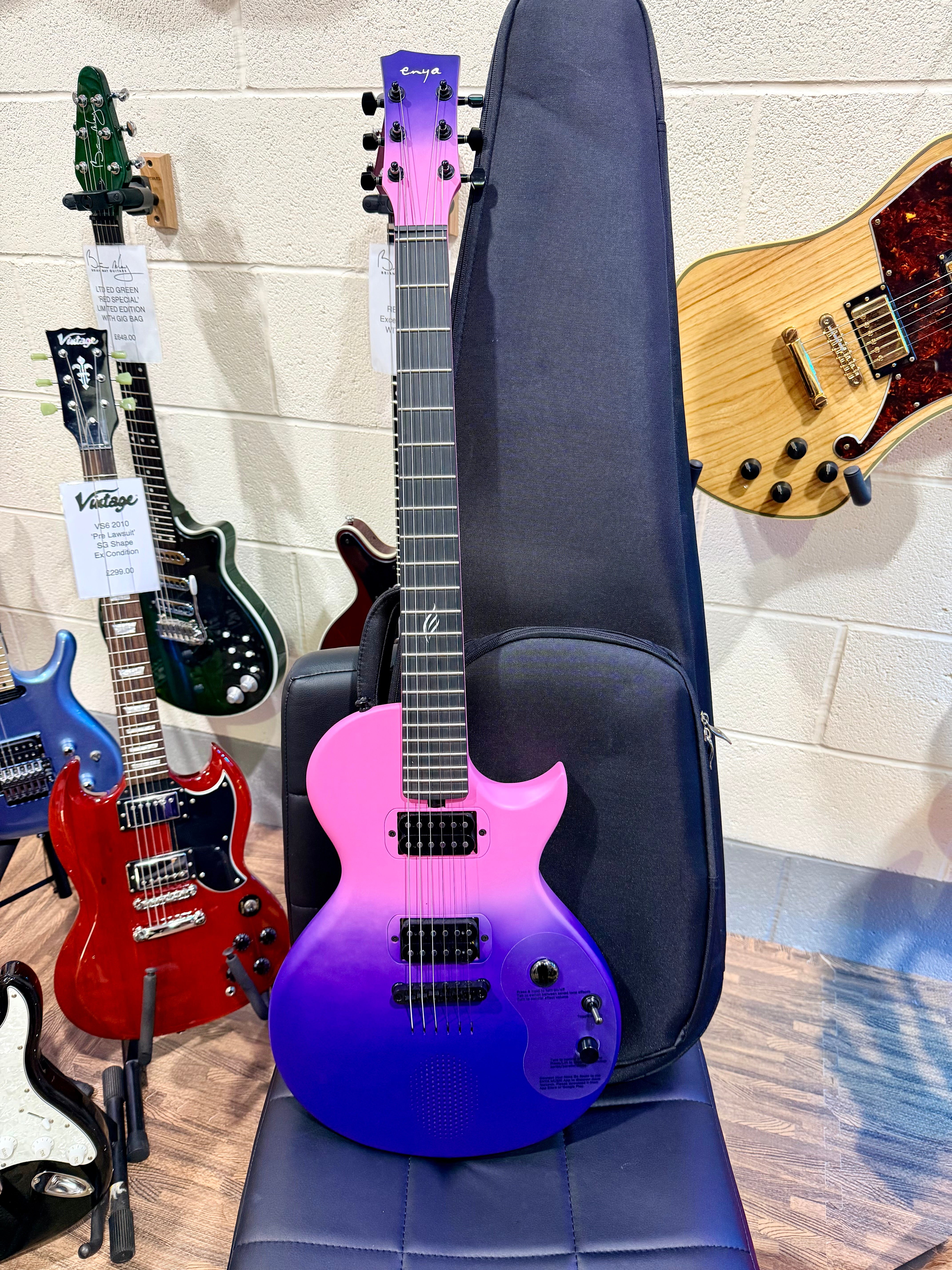 🔥 Enya Nova Go Sonic~ Cosmic Purple~ Smart Electric Guitar~Speaker & FX + Bag 🔥