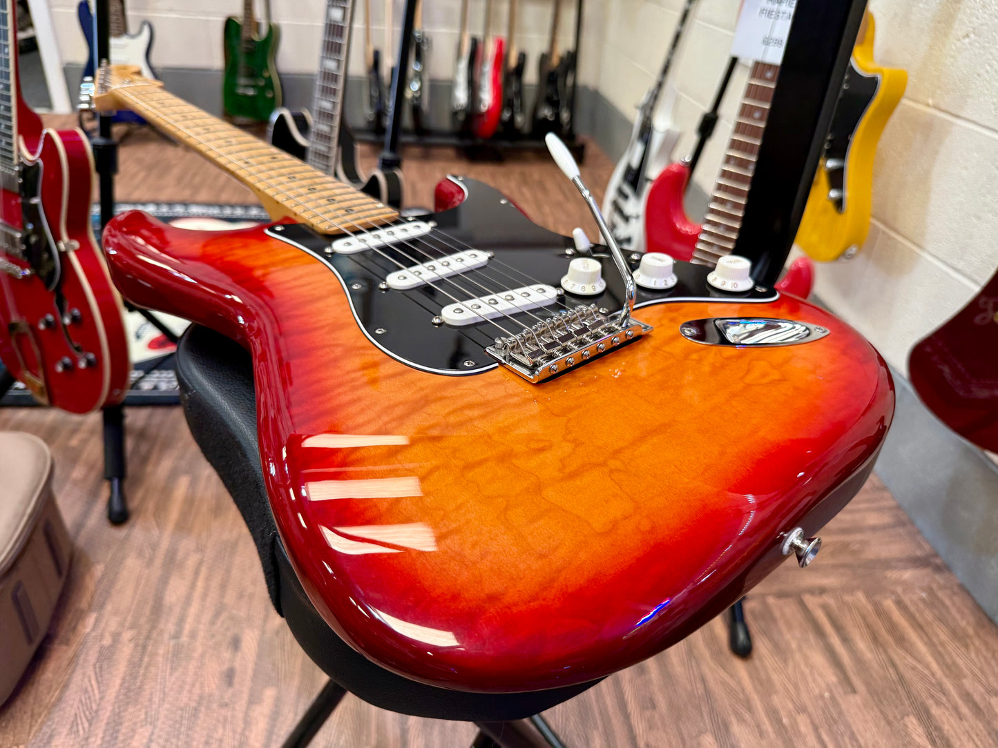 🔥2022🔥 Fender Player Plus Top Stratocaster~ Aged Cherry Burst~ Mexican Strat!