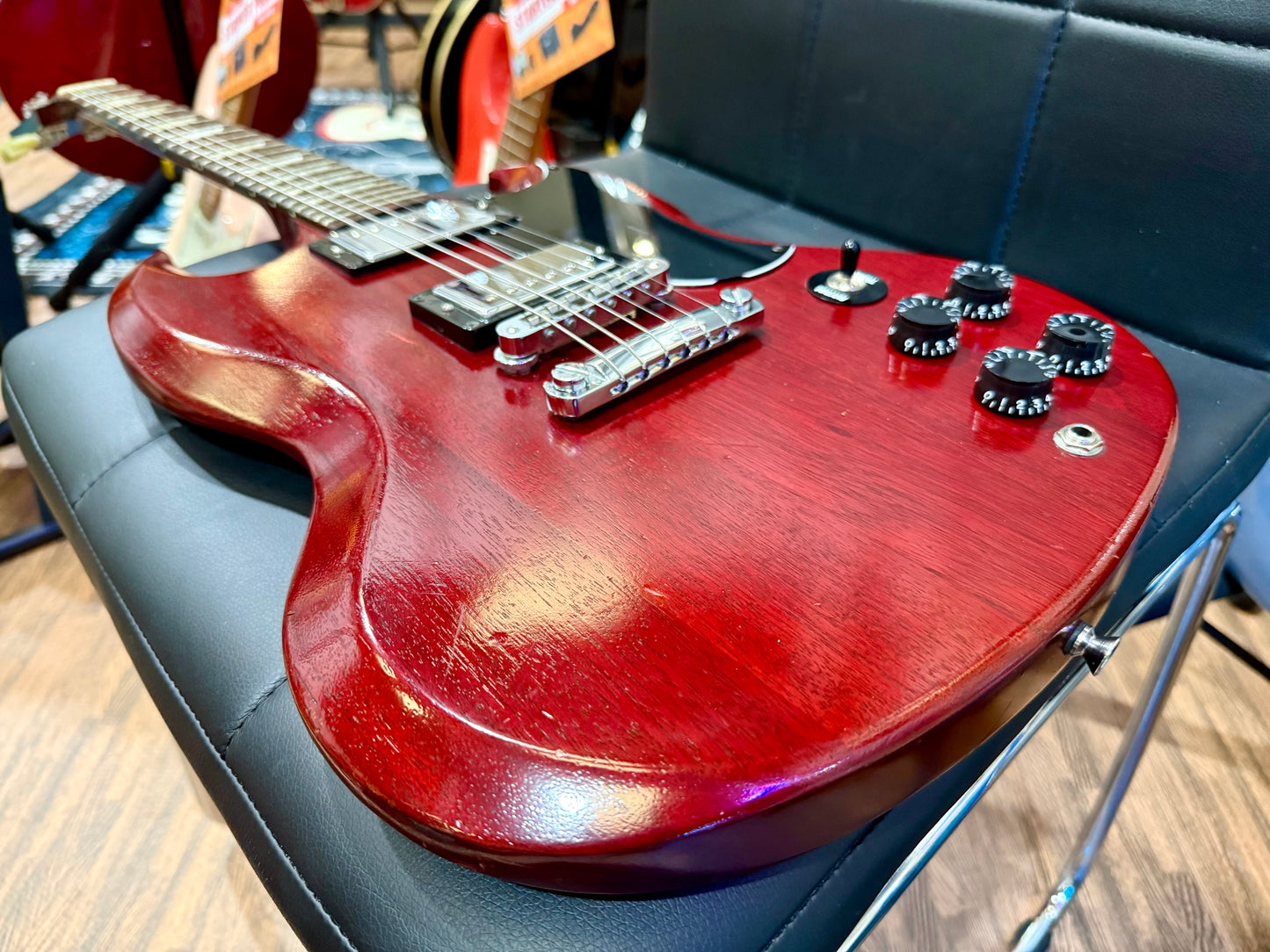 🌟2013🌟 Gibson SG '60s Tribute USA~ Worn Cherry~ Burstbucker Pickups!