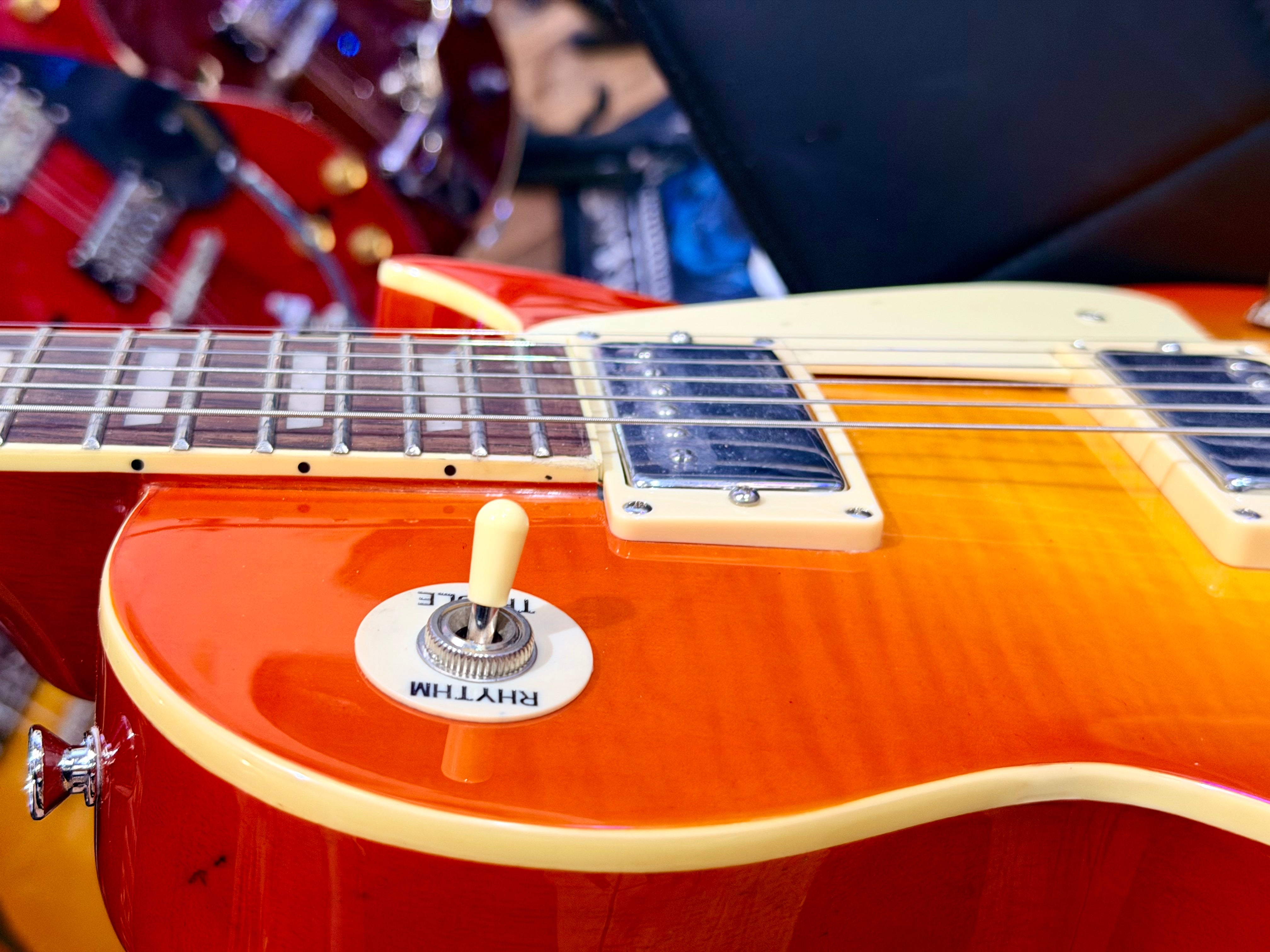 🍯B-STOCK🍯 Vintage V100 ReIssued Electric Guitar ~ Honeyburst Les Paul!