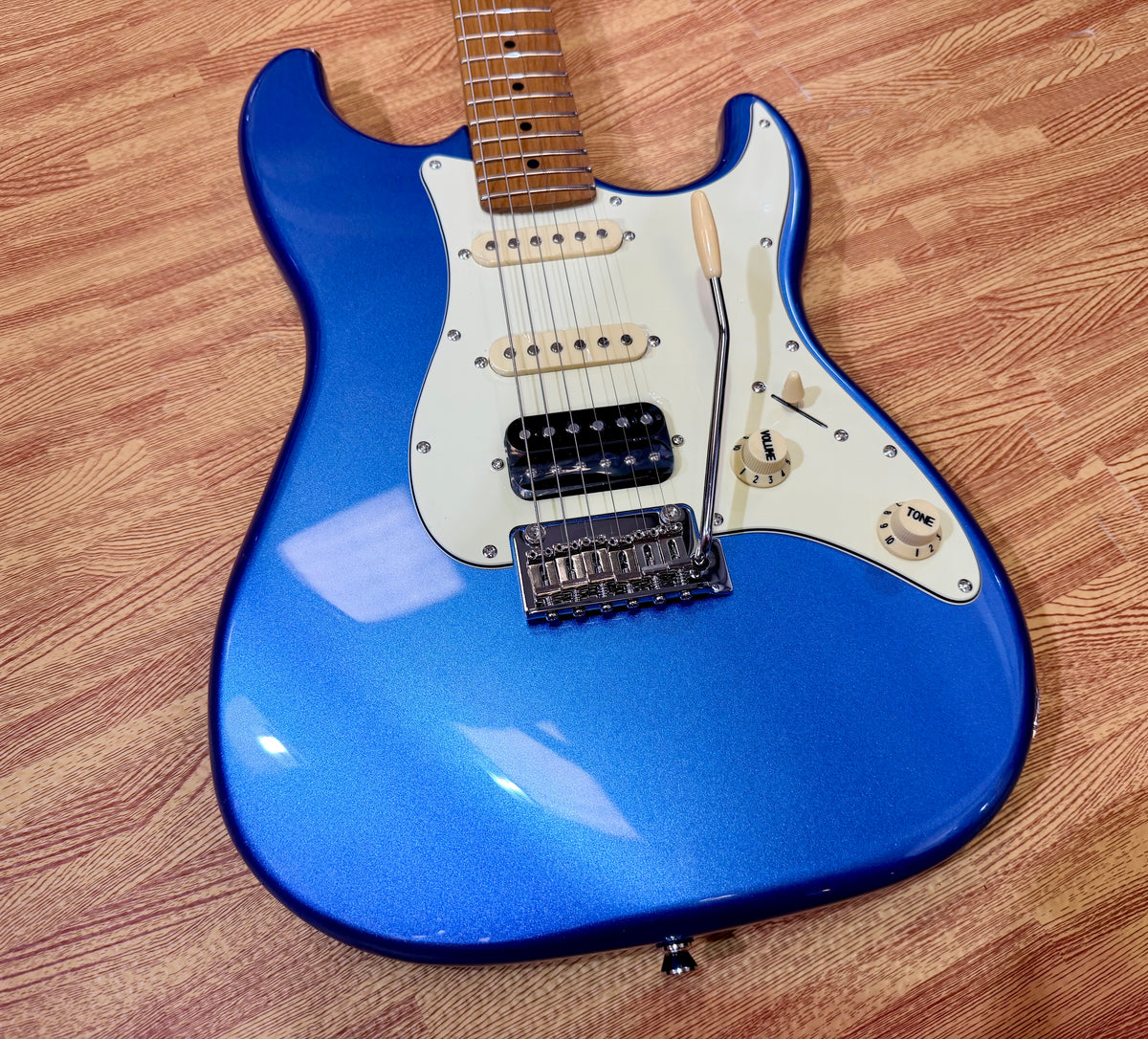 JET JS-400 HSS Electric Guitar~ Lake Placid Blue~ Strat~ 2026