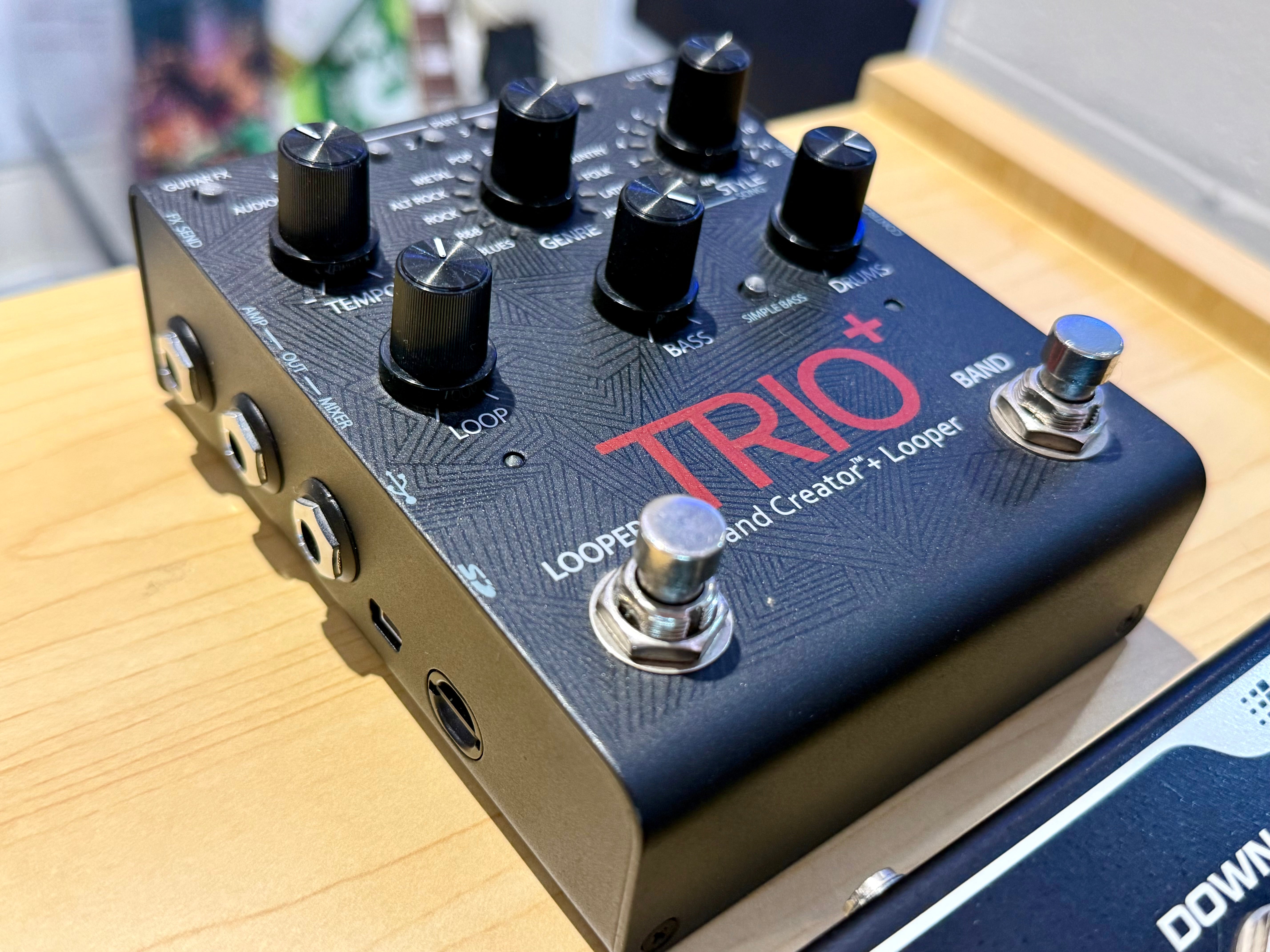 🔥BUNDLE🔥 DigiTech Trio + Band Creator Looper Pedal + Guitar Footswitch FS3X!