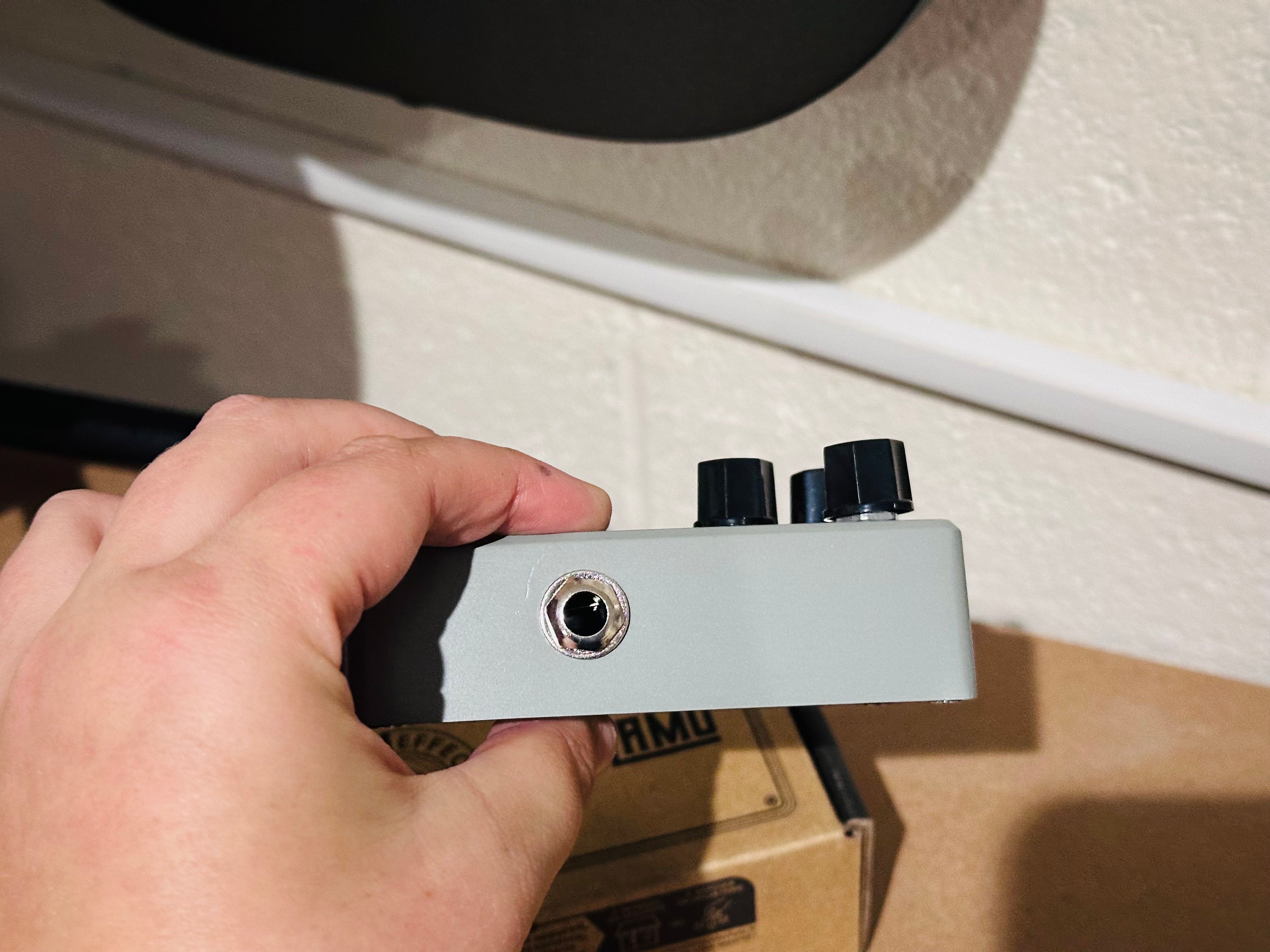 🌟BRAND NEW🌟 Dolamo D5 Guitar distortion pedal MKIV effects box~ Silver 9v 🎸