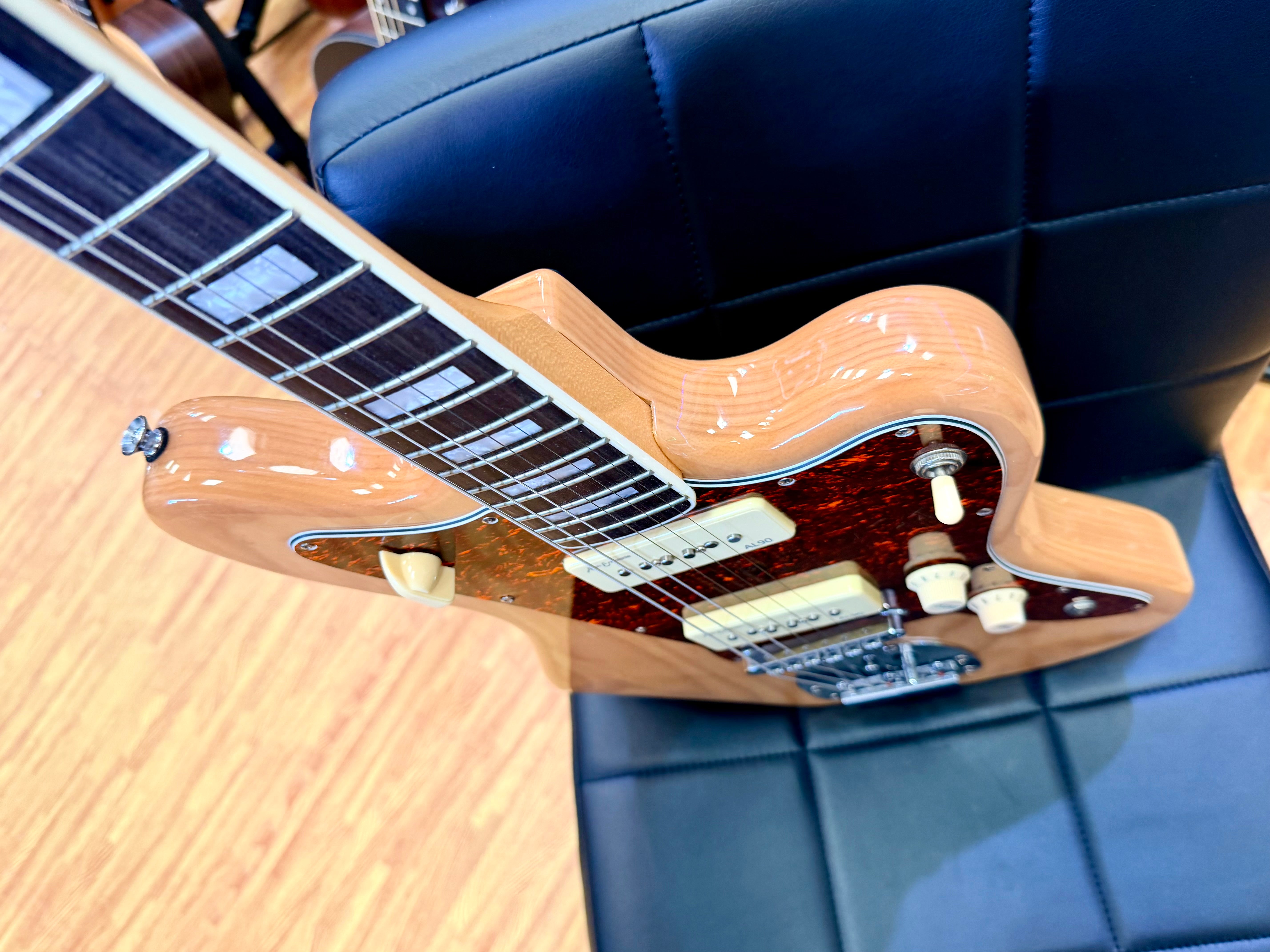 ✨2024✨ Revelation RJT60 DLX Deluxe Natural Swamp Ash~ Alan Entwistle Jazzmaster