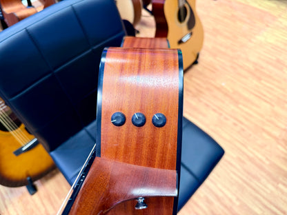 ✨2015✨ Taylor 110e Electro Acoustic~ ES2 Pickup~ Solid Sitka Top Dreadnought!