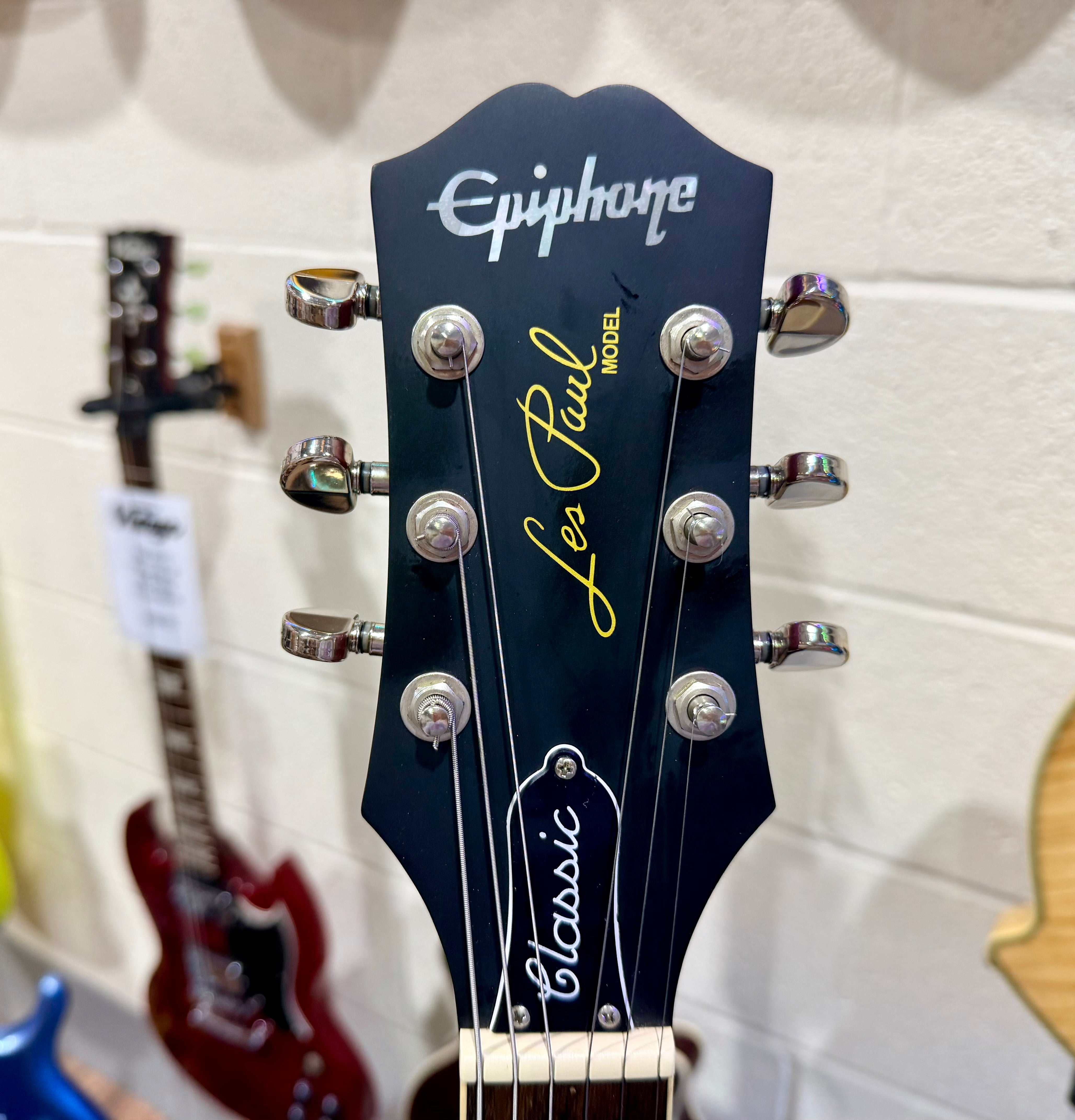 🌟2022🌟 Epiphone Les Paul Classic~ Cherry Sunburst Electric Guitar~ Satin/Matte