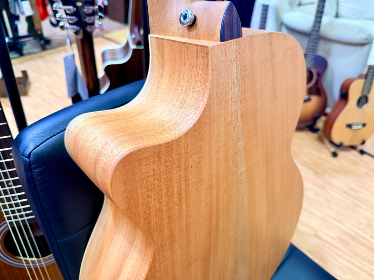 Faith FKV Naked Venus Electro-Acoustic~ All Solid Concert Guitar + GigBag