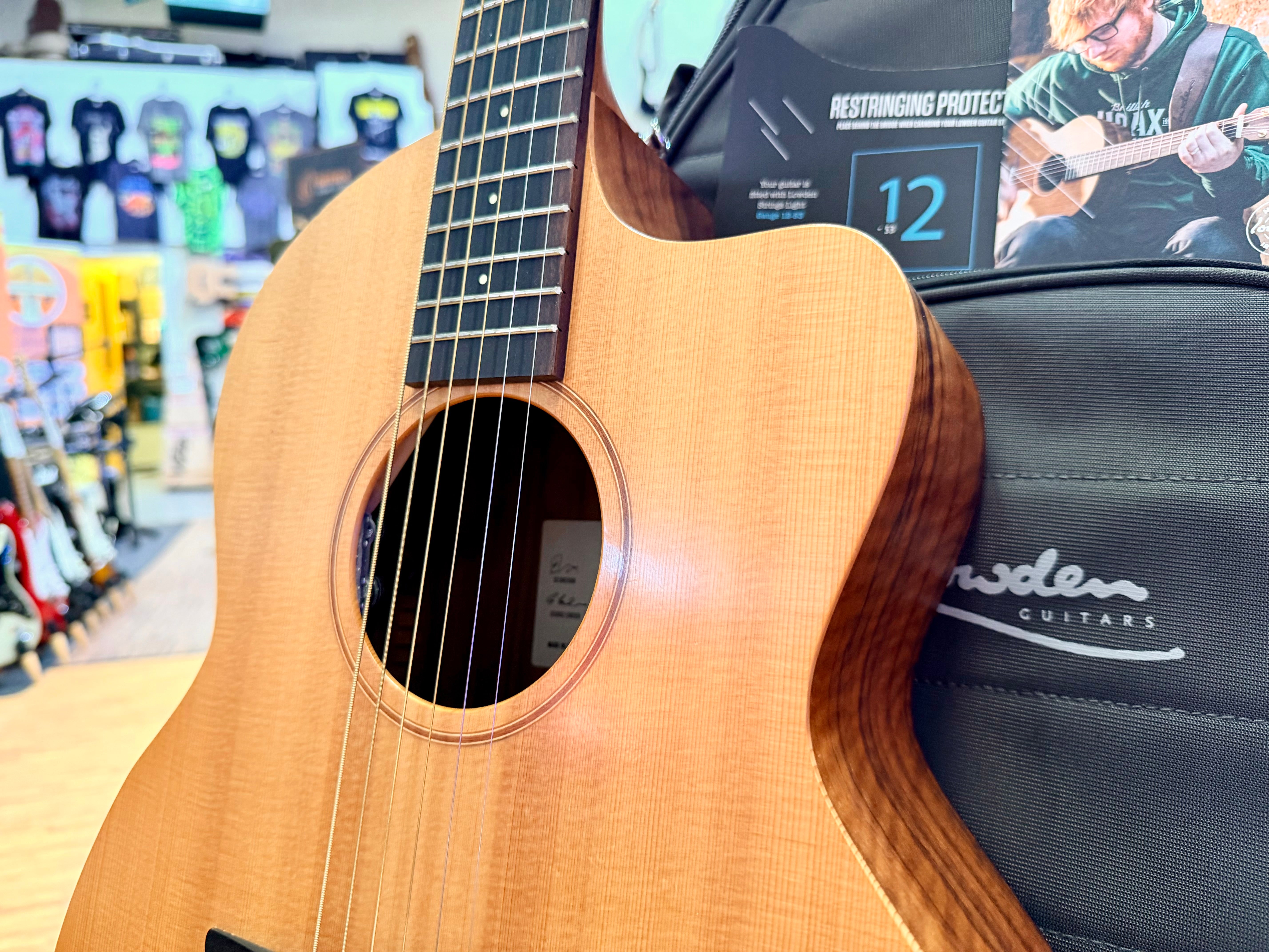 ✨ Sheeran by Lowden S04 Electro Acoustic Guitar~ Figured Walnut + Gig Bag! ✨