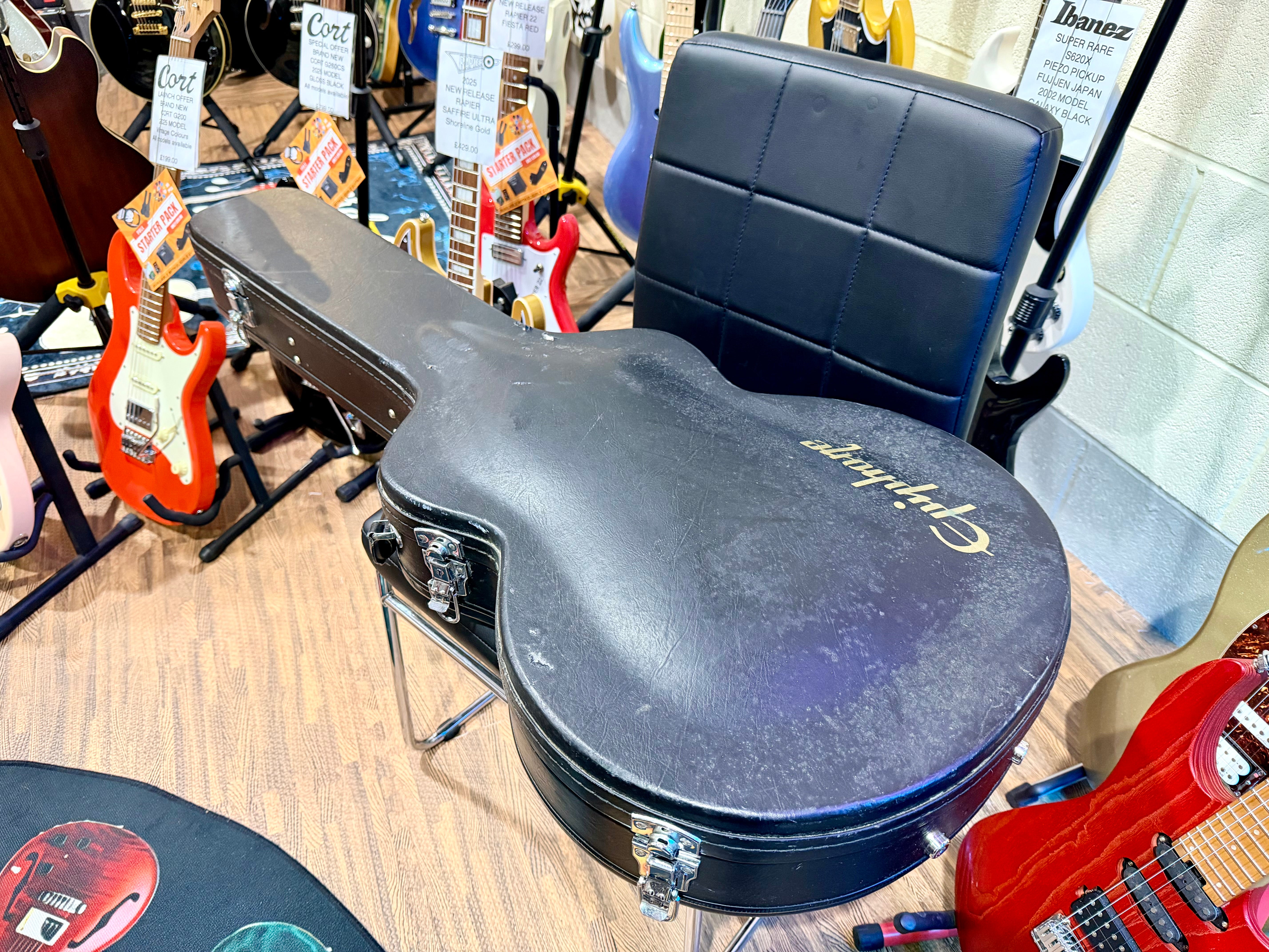 ✨LIMITED EDITION✨ Epiphone Riviera Royale Custom P93~ Pearl White + Hard Case!