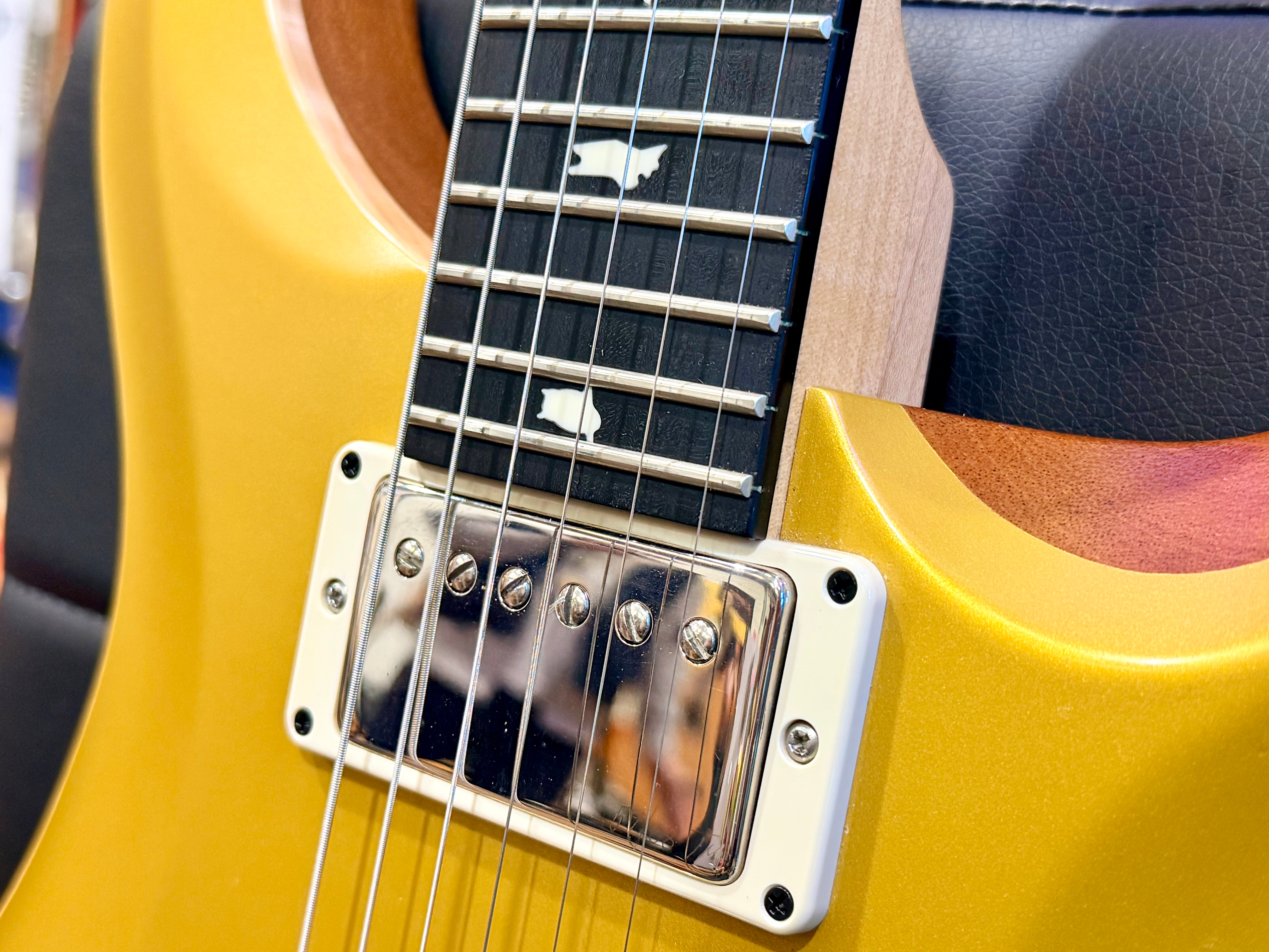 🔥RARE 2023🔥 PRS CE24 Satin Gold Top Limited Edition~ Natural Back~ USA~ Gig Bag